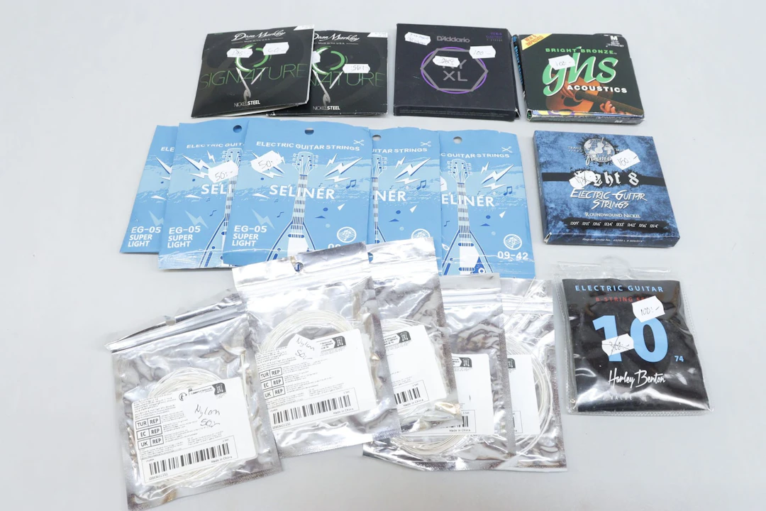 Gitarrsträngar