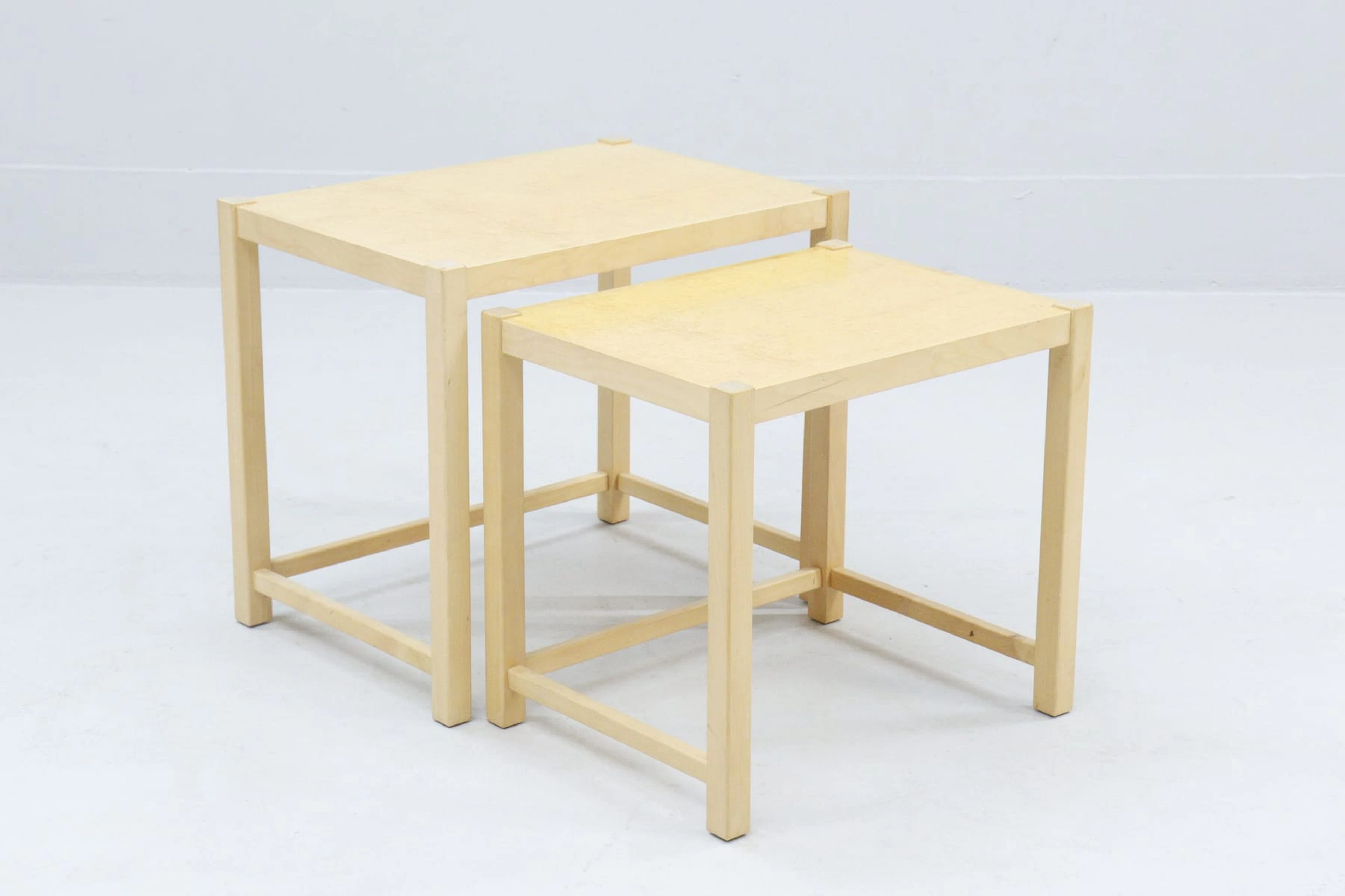 Satsbord, 2 delar, Tomas Jelinek., björk, Ikea