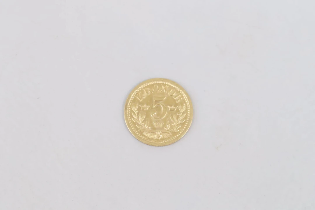 Mynt, guld, 5kr, Oscar II, Danmark, 1899, vikt 2.2 gram