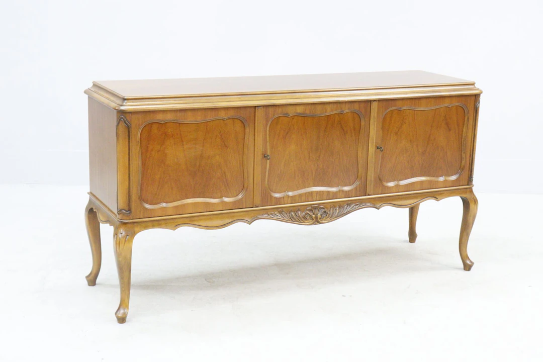 Sideboard, valnöt, Blomstermåla Möbelfabrik