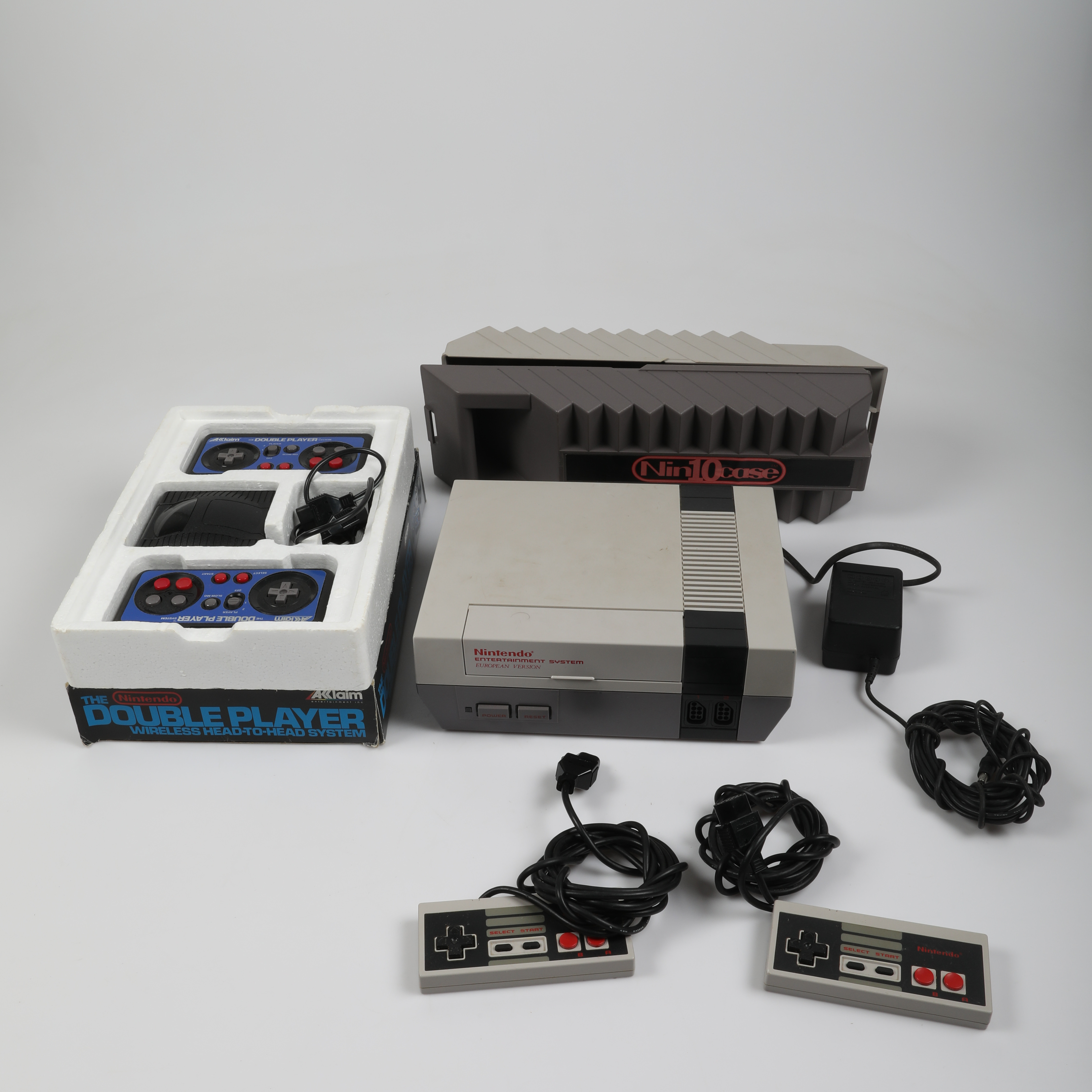 SPELKONSOL SAMT TILLBEHÖR, Nintendo 8-bit.