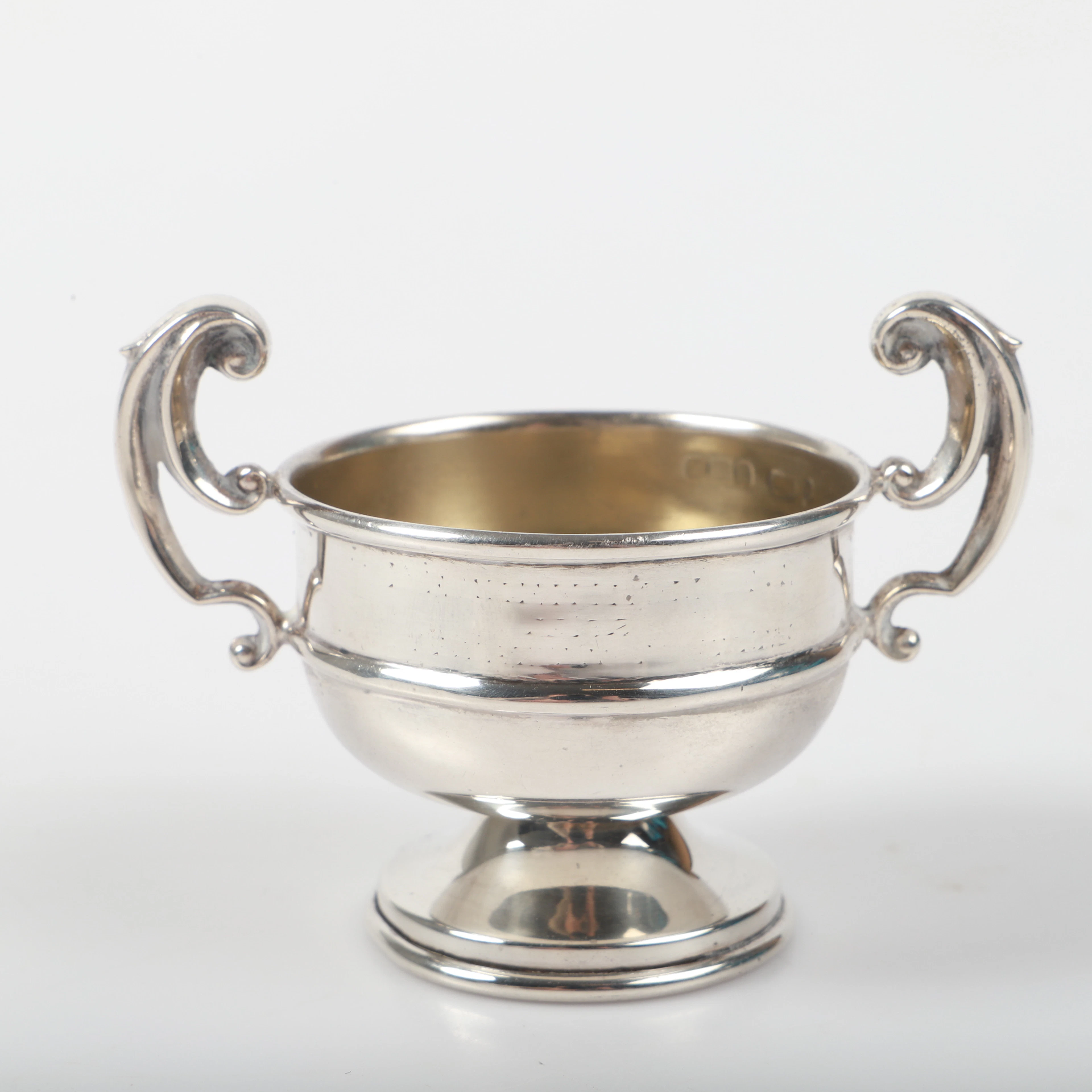 MINIATYRPOKAL, sterlingsilver, England.