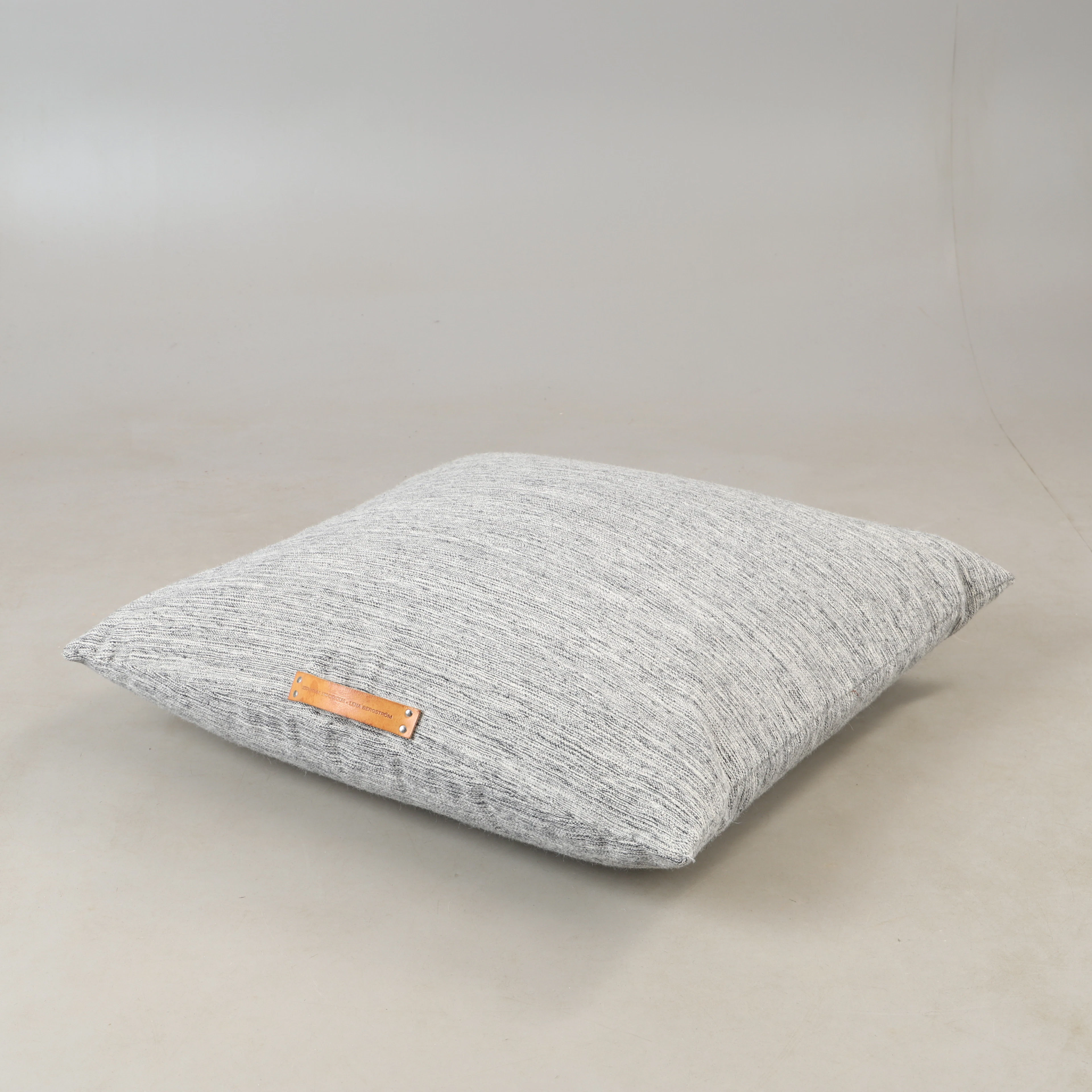 LENA BERGSTRÖM. Golvkudde, "Björk", ull/skinn, Design House Stockholm.
