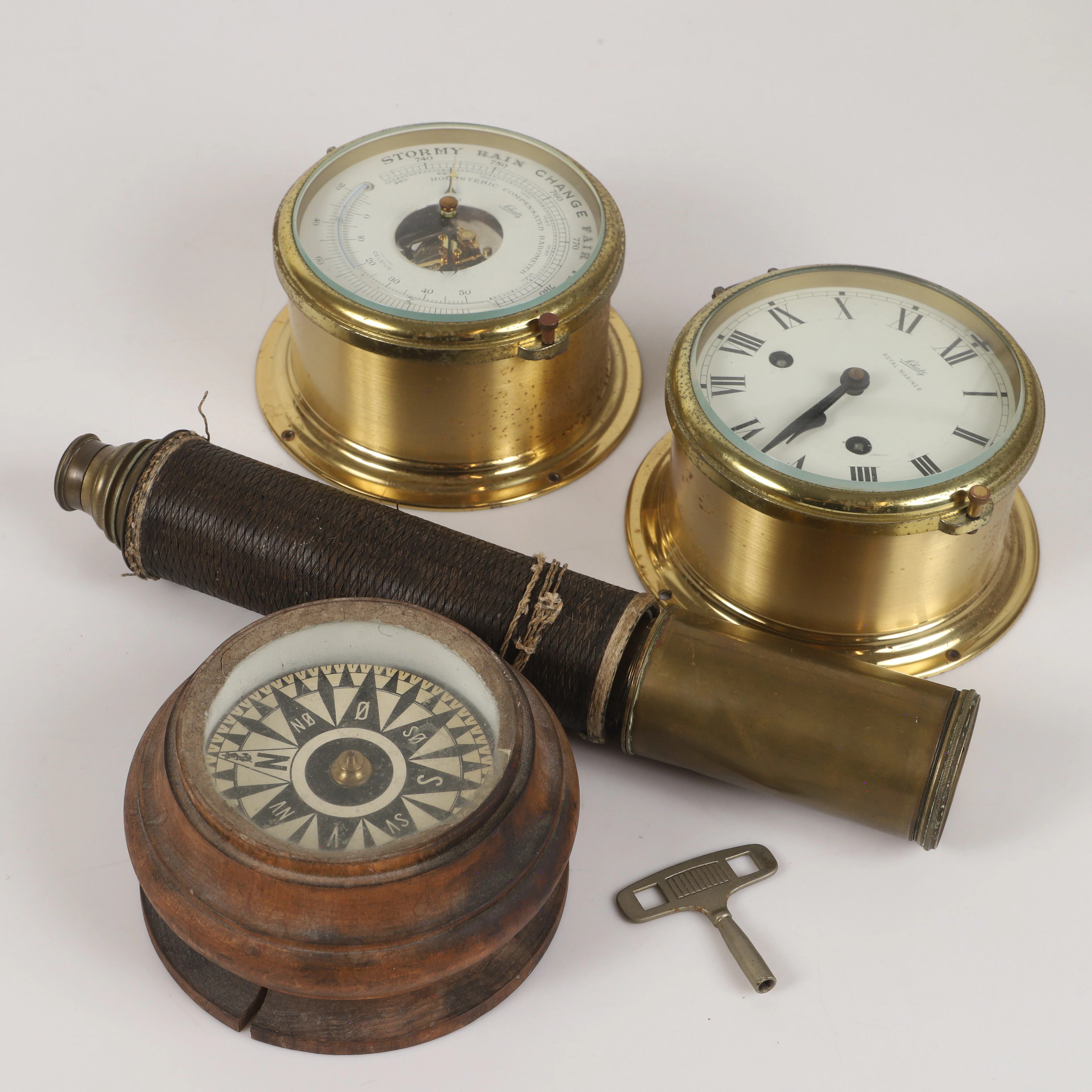 SKEPPSKOMPASS, KIKARE M. M., mässing, glas och trä, bl. a. Schatz, 1900-tal.