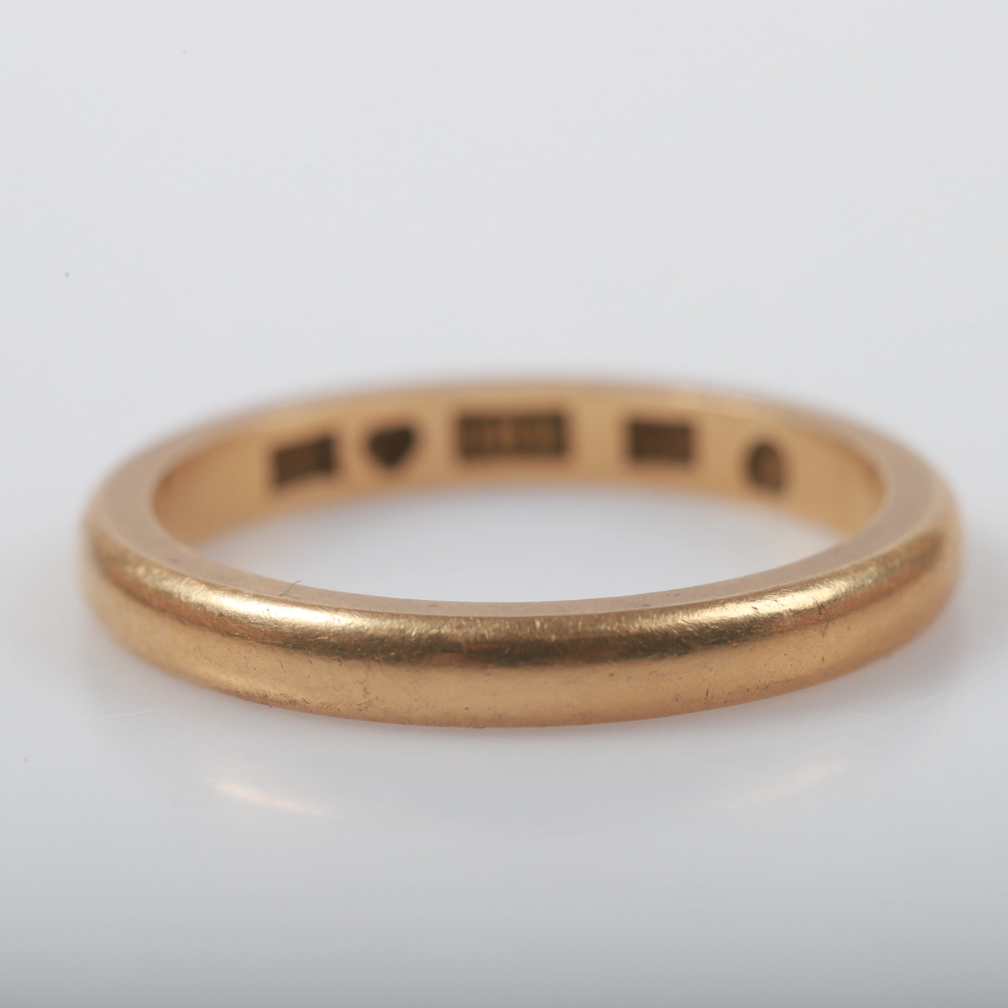 ALLIANSRING, 18 K guld.
