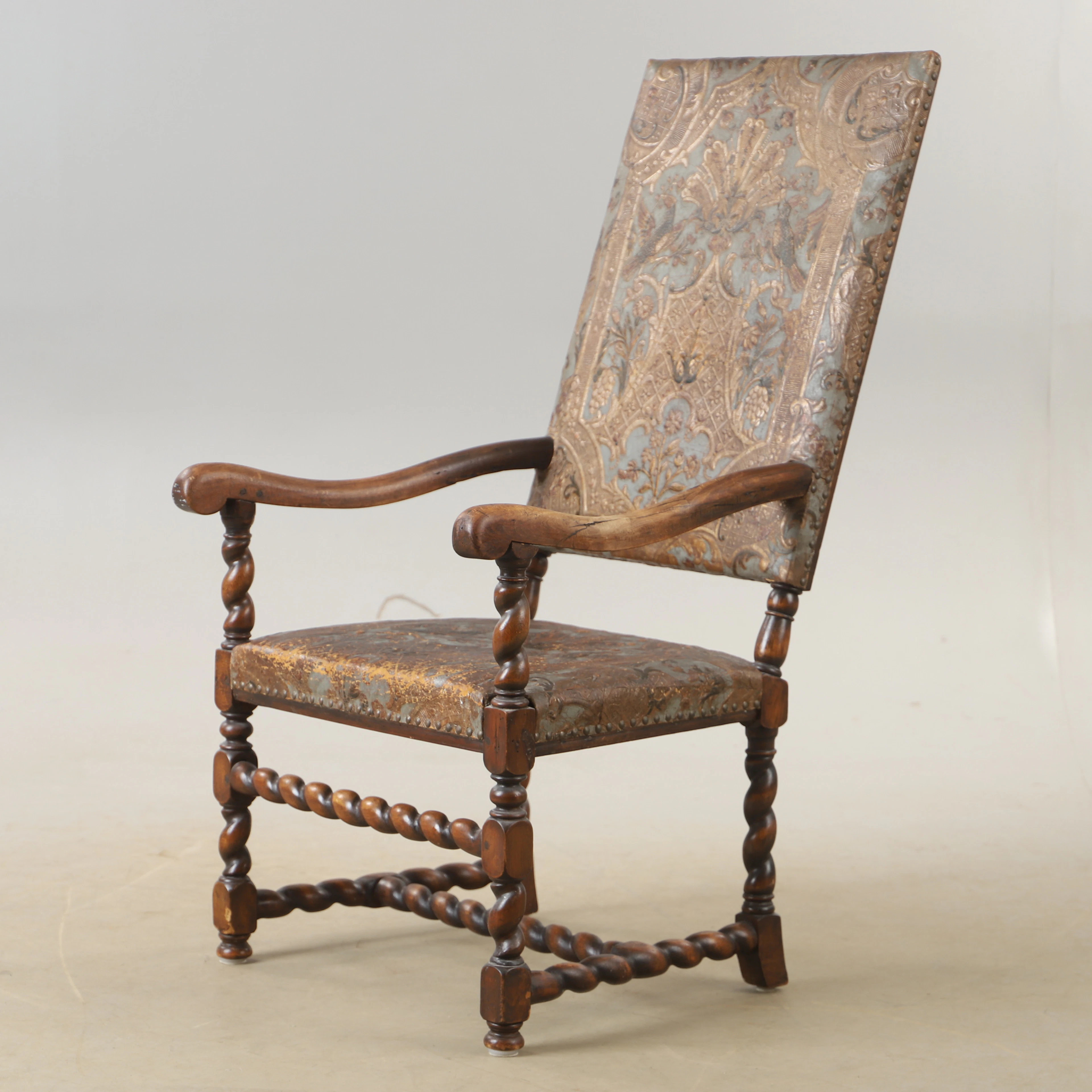 KARMSTOL, bok och skinn, barockstil, gyllenläder, 1800-talets slut.