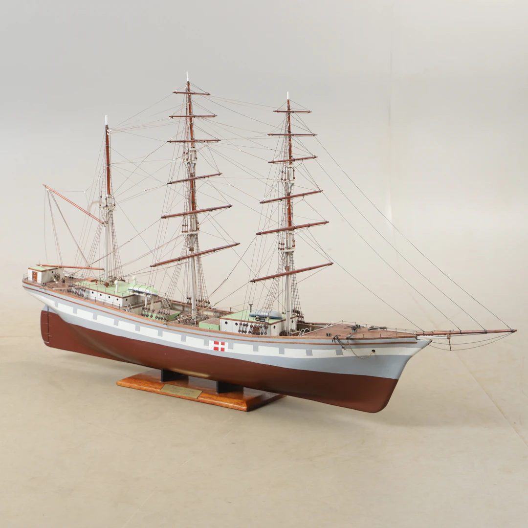 FARTYGSMODELL, "Susanne Vinnen". 1.827T - 1921.