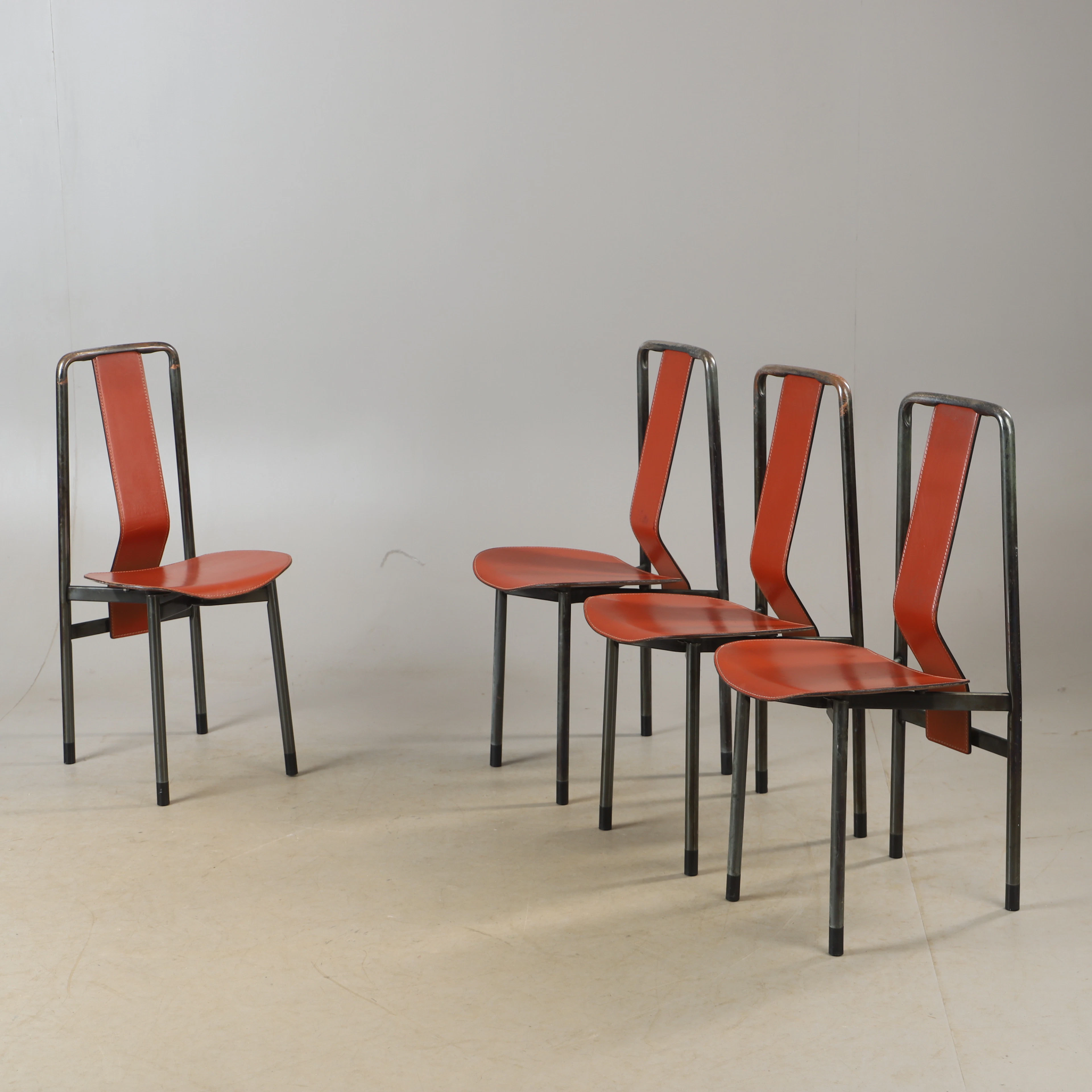 ACHILLE CASTIGLIONI. Stolar, 4 stycken, "Irma", metall och skinn
