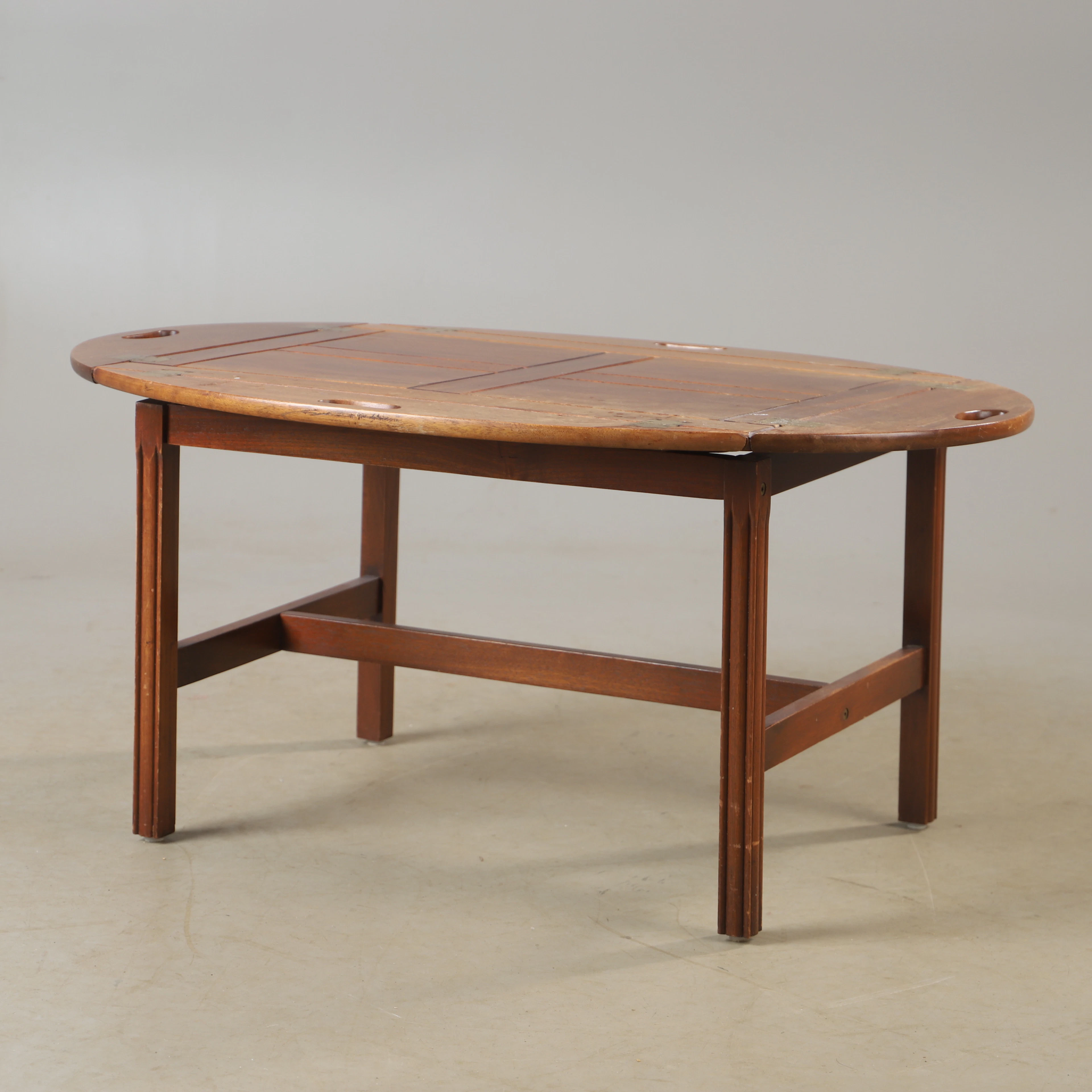 SOFFBORD, s. k. butlers tray, mahogny, engelsk stil.