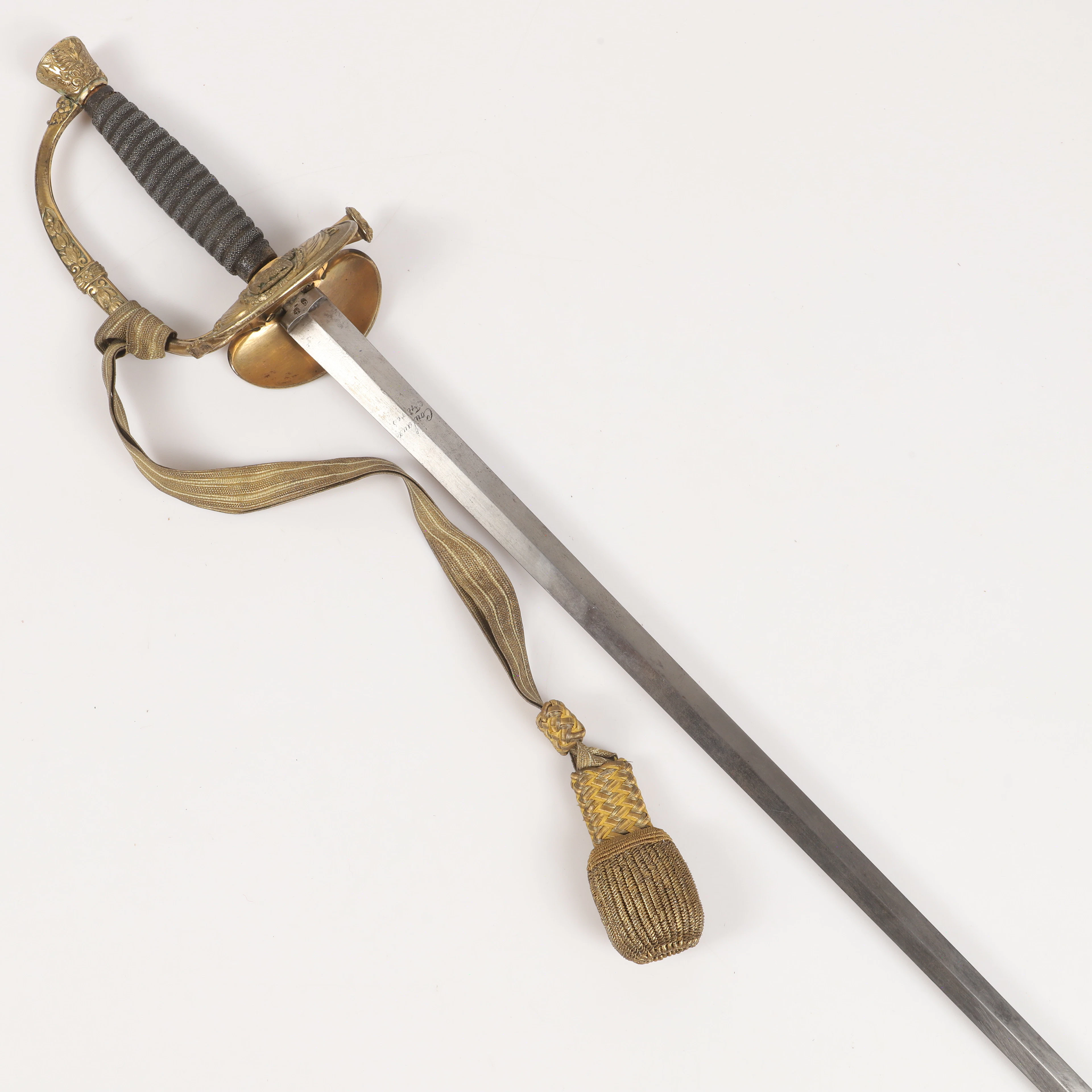 DRÄKTVÄRJA, Frankrike, 1800/1900-tal.