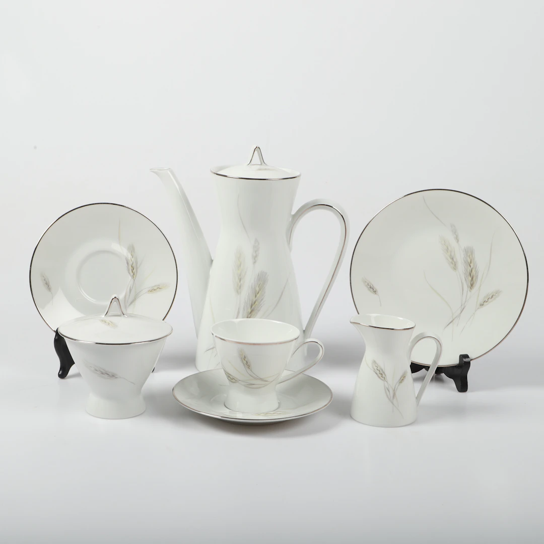 RAYMOND LOEWY. Kaffeservis, "Form2000", 35 delar, porslin, Rosenthal, Tyskland.