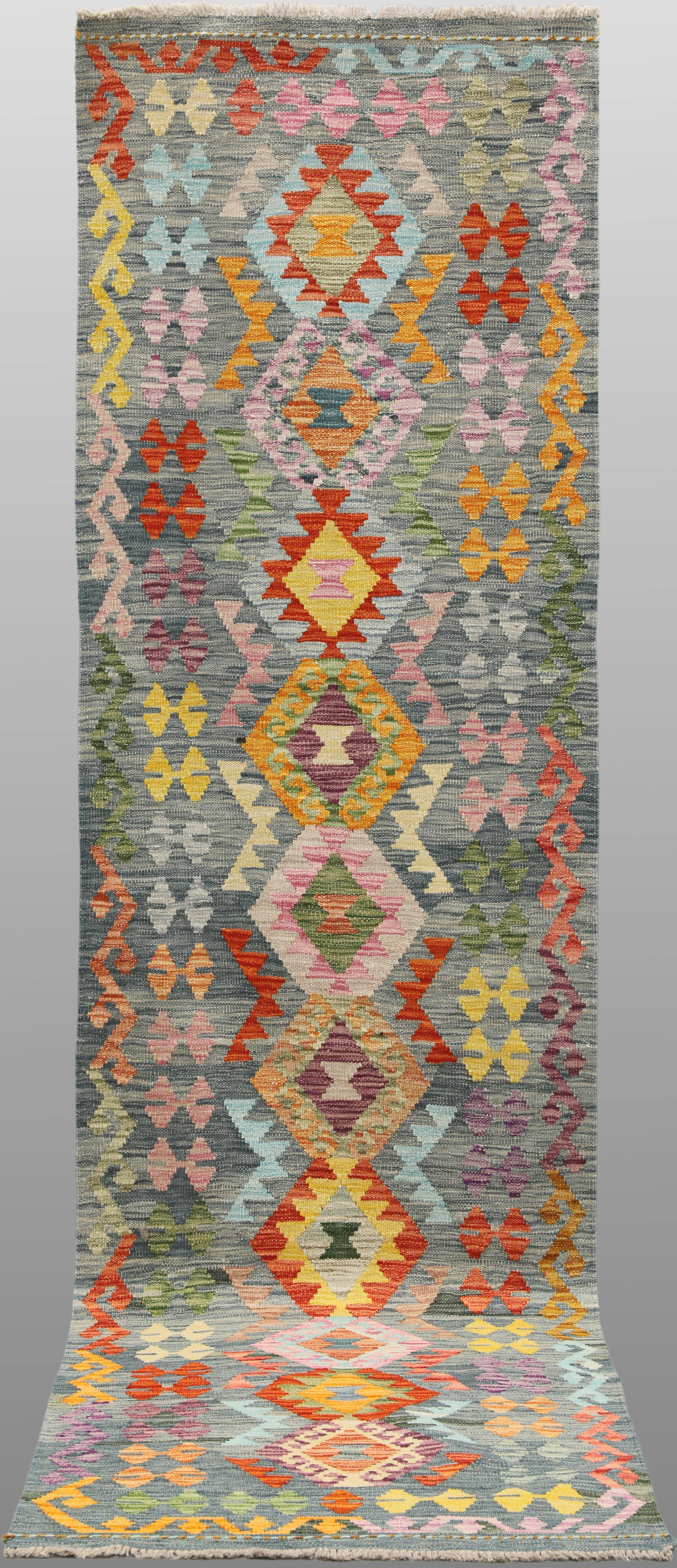 MATTA, "Kelim", galleri, 246 x 185cm.