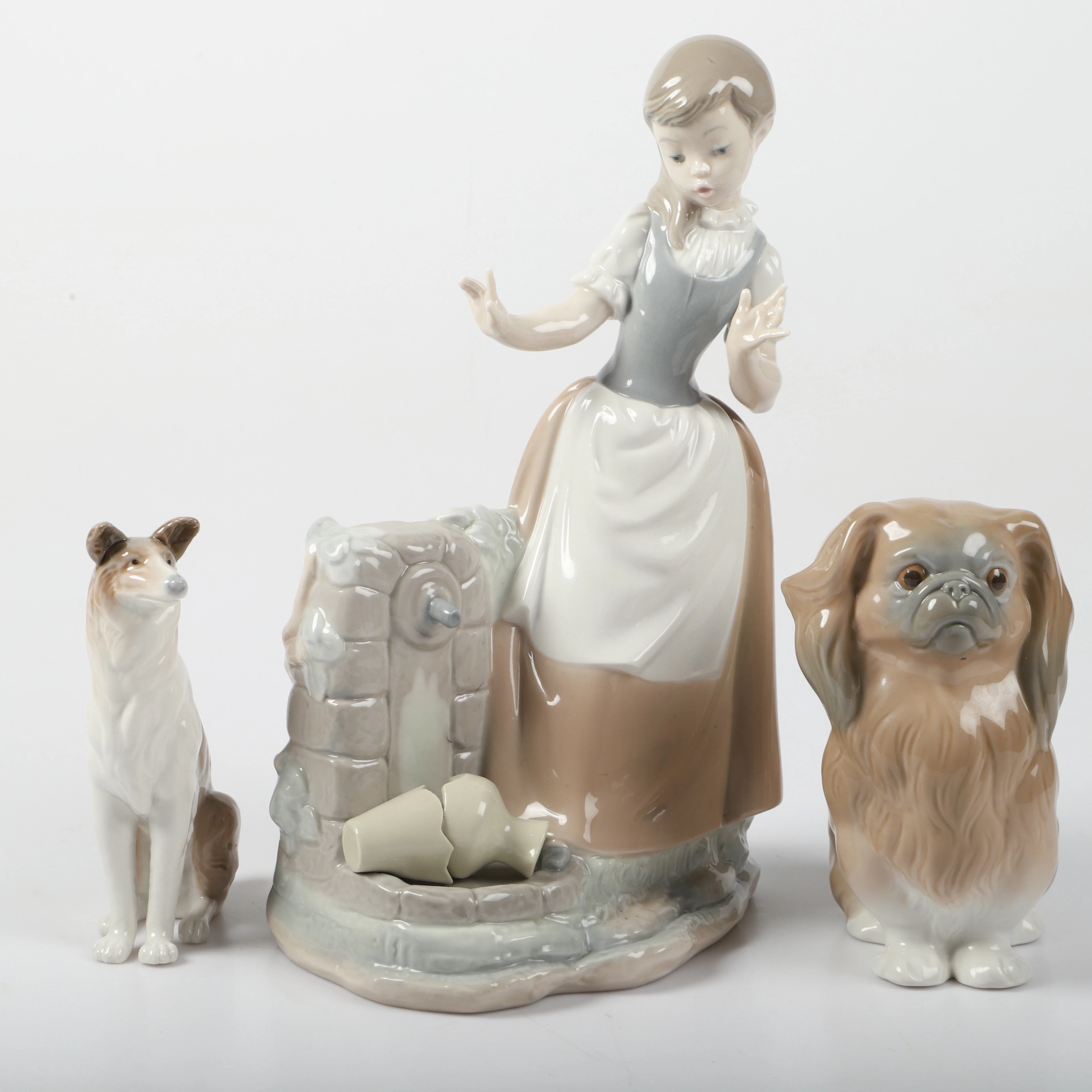 FIGURINER, 3 stycken, porslin, Lladro samt Nao, Spanien.