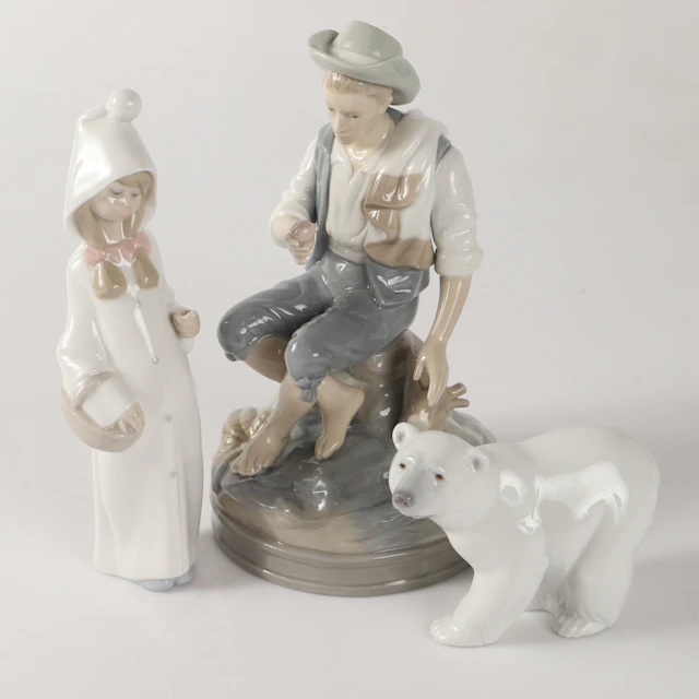 FIGURINER, 3 stycken, porslin, Lladro samt Zaphir, Spanien.