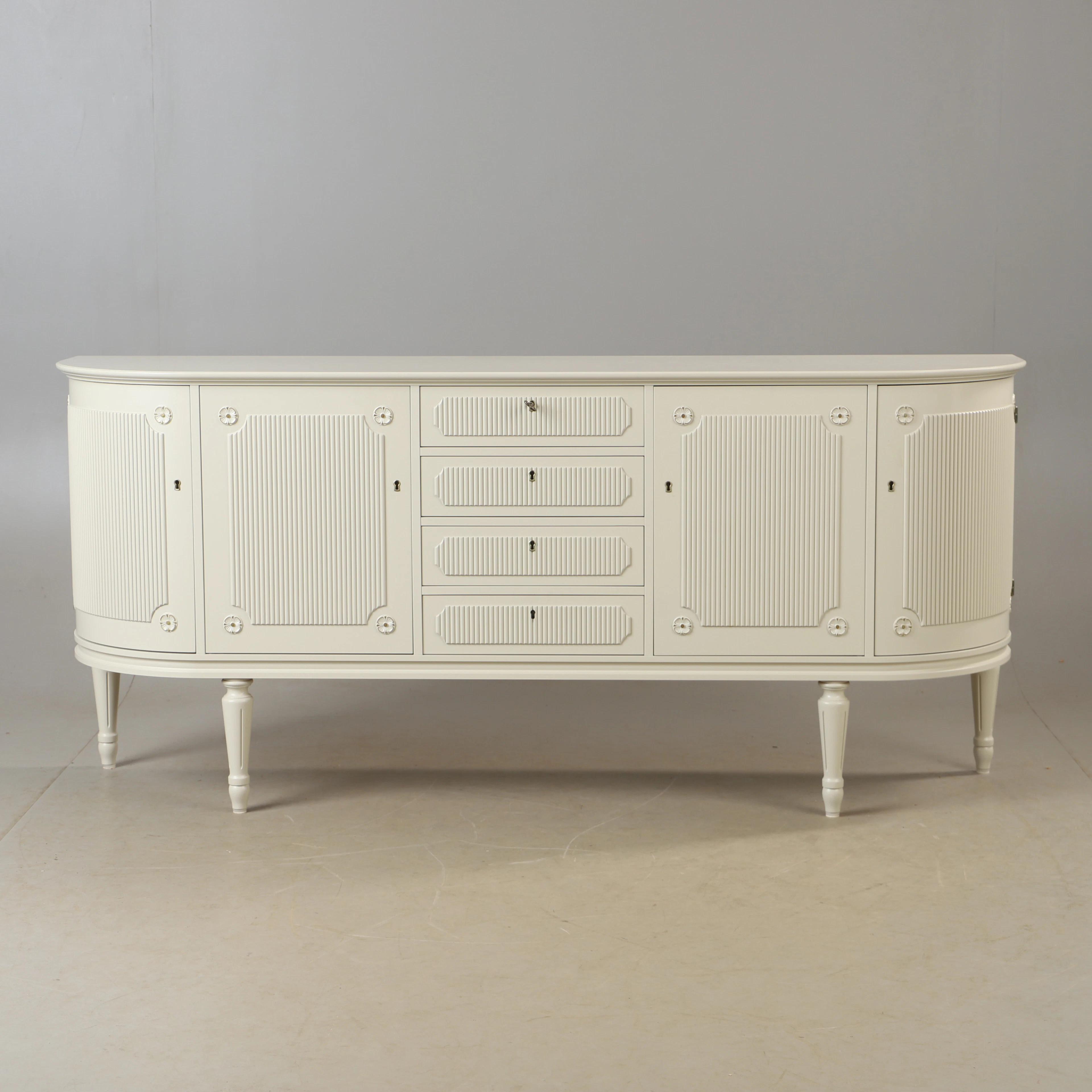 SIDEBOARD, målat, Lundbergs möbler, Tibro, gustaviansk stil.