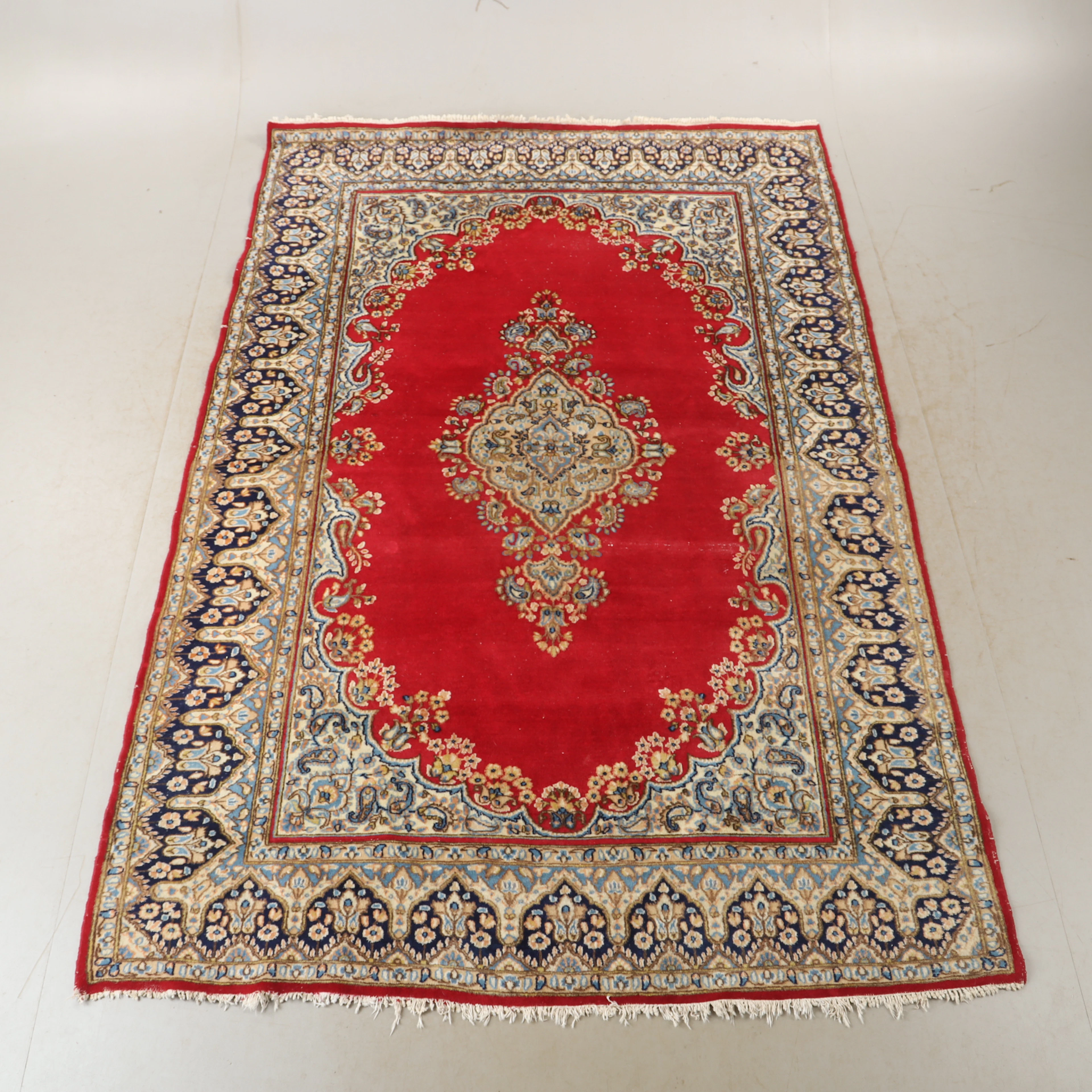 MATTA, orientalisk, 273 x 183 cm.