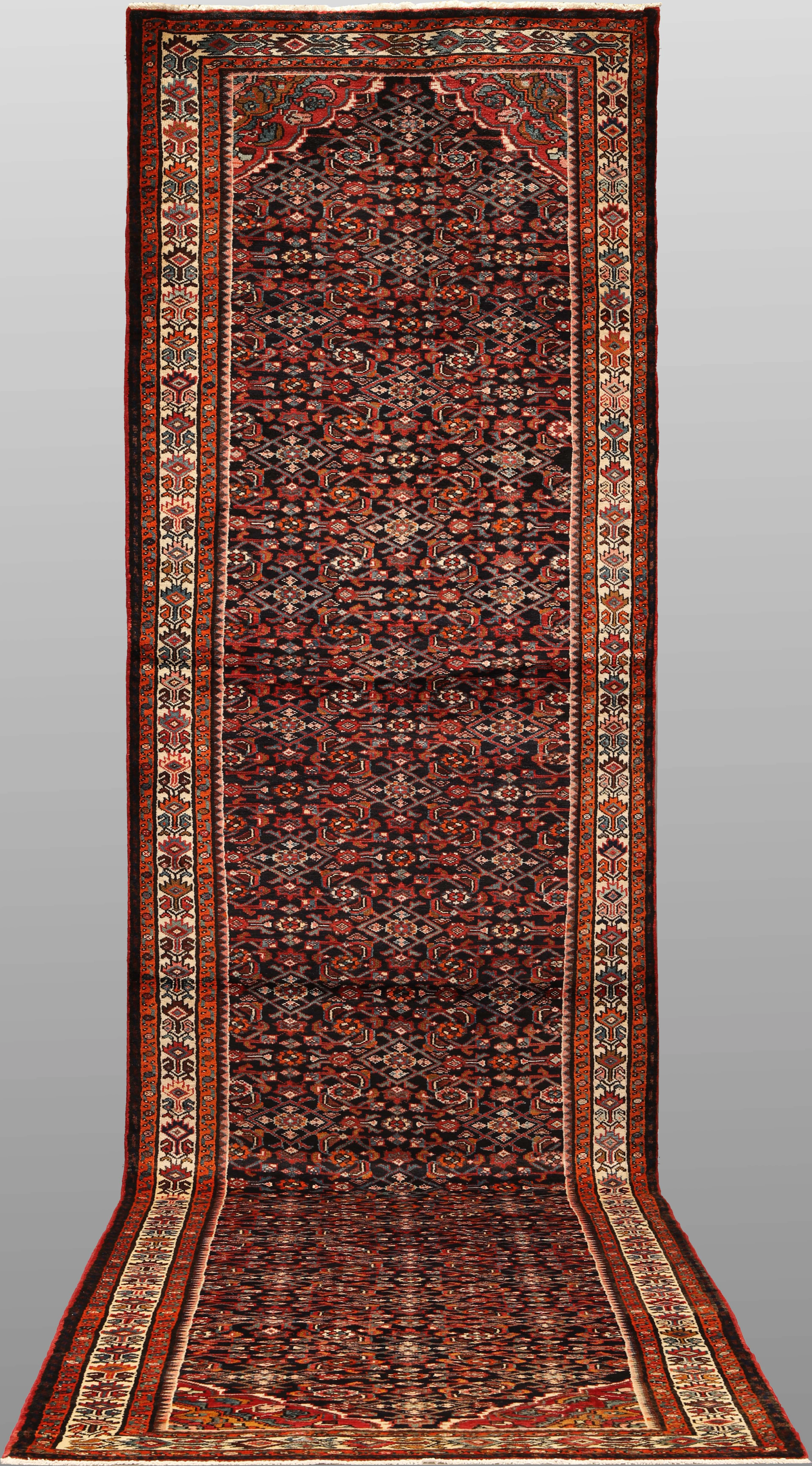 MATTA, "Hamadan", galleri, 527 x 125 cm.