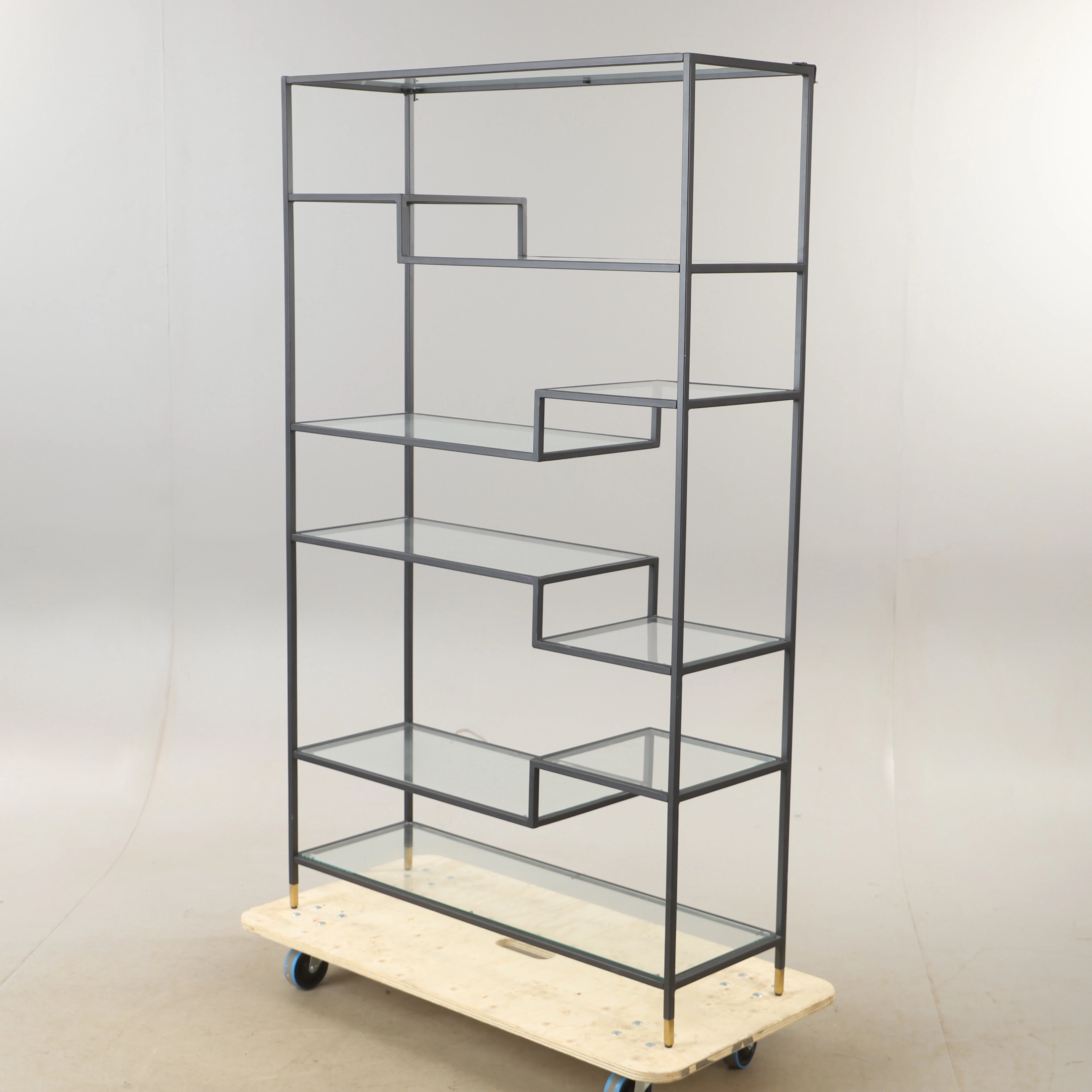 HYLLA, "Midtown", metall och glas, MIO.