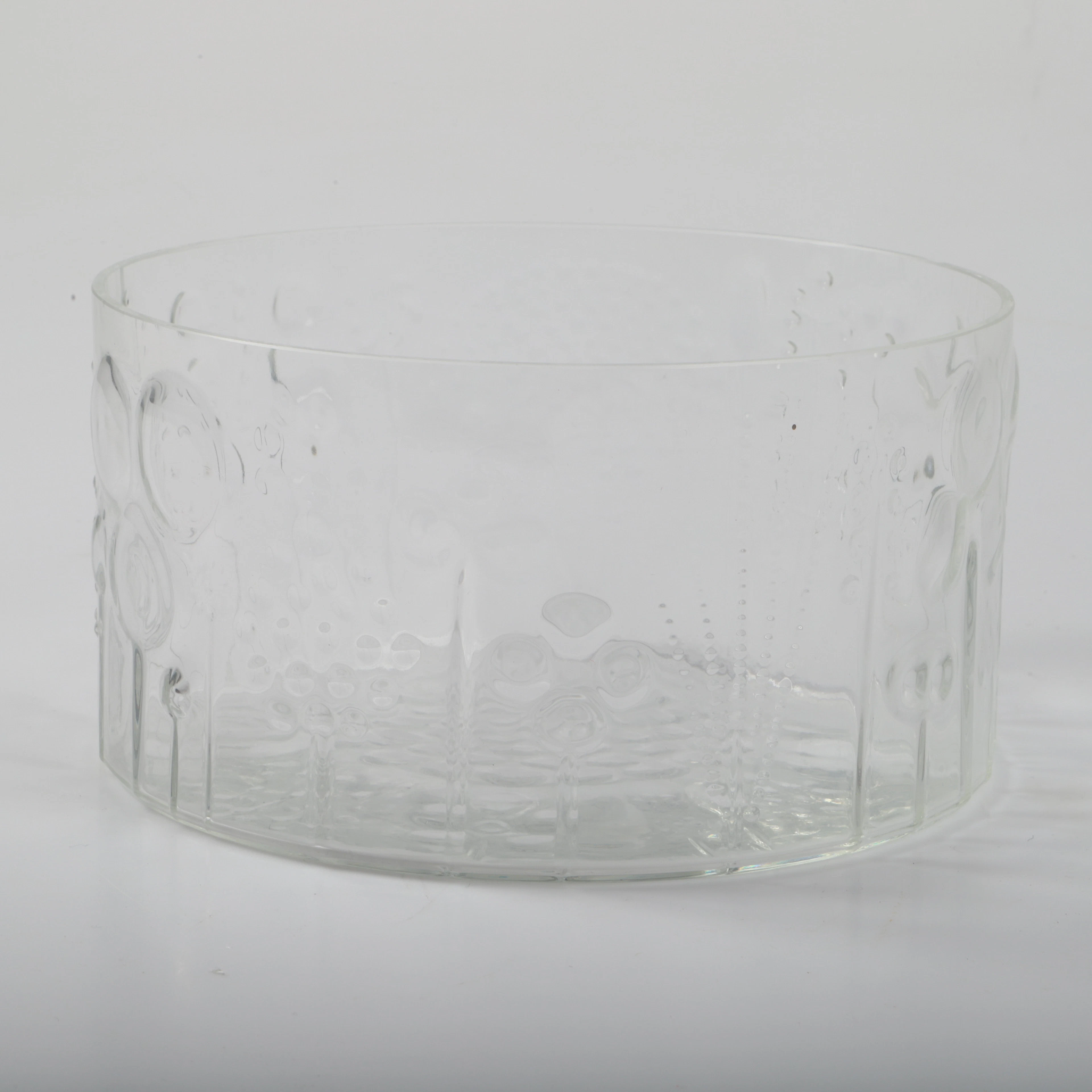 OIVA TOIKKA. Skål, "Flora", glas, Nuutajärvi, Finland.