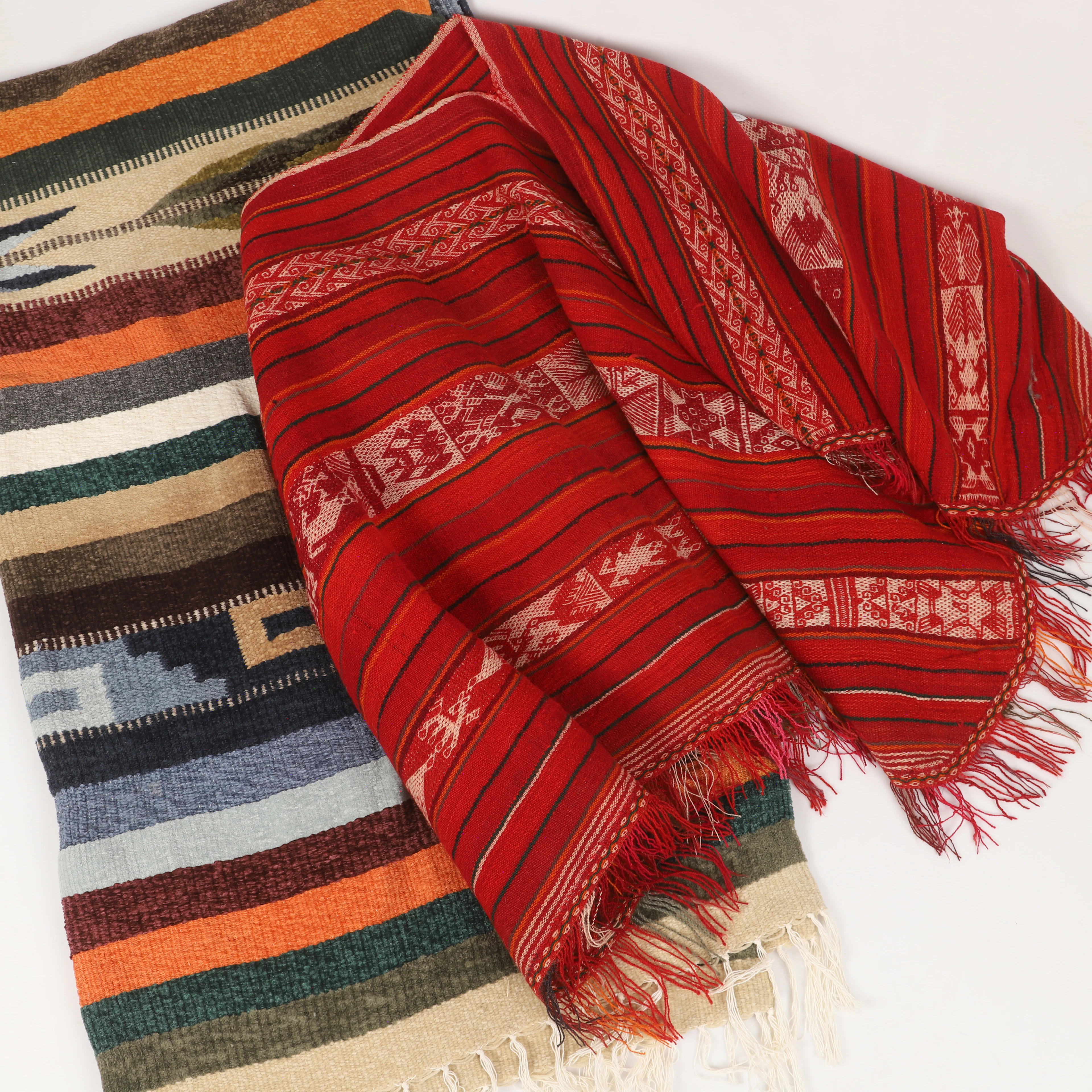 PONCHO OCH PLÄD, ull/chenille, 1900-tal.