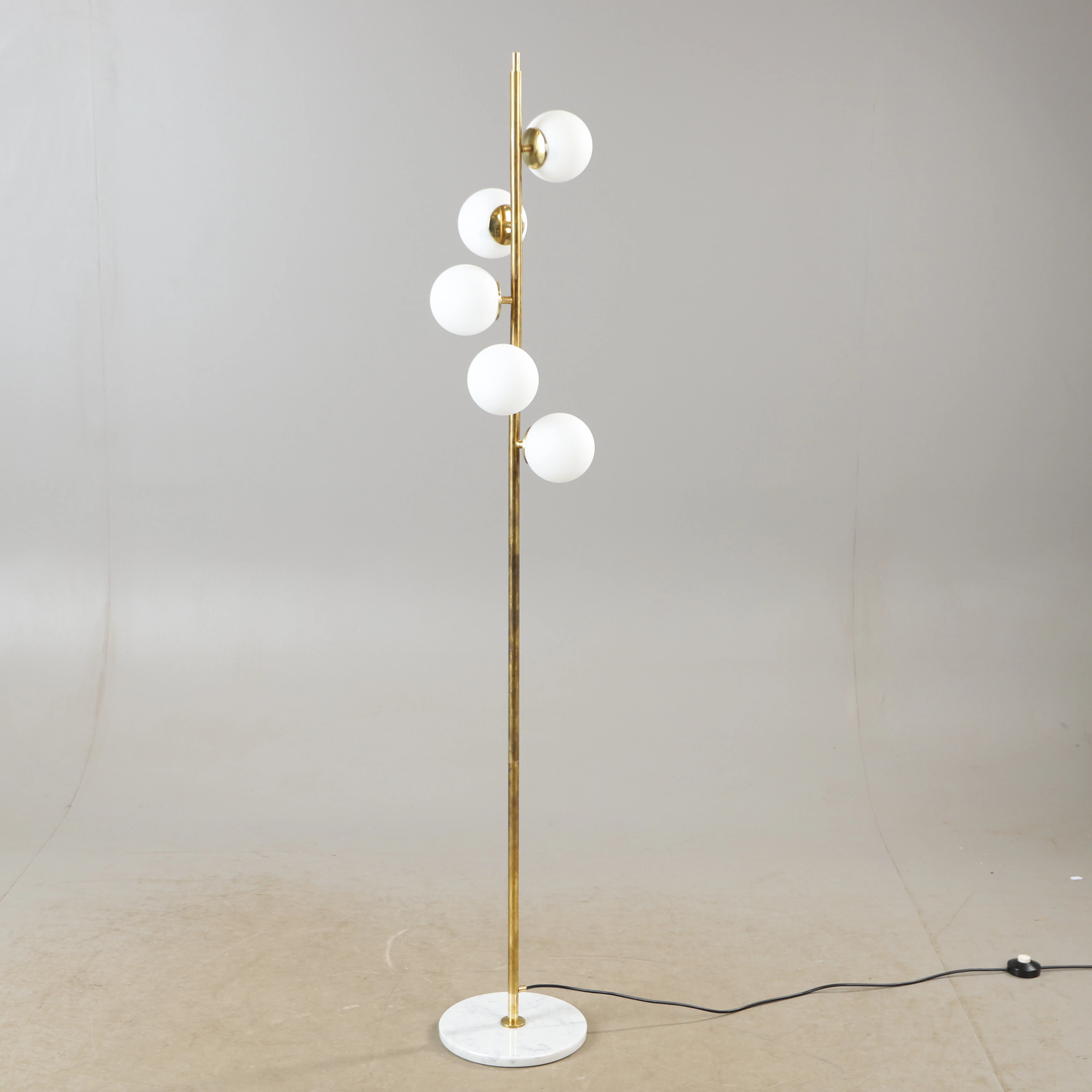 GOLVLAMPA, "Bubble", Luci Progetti, Parma, Italien, samtida.