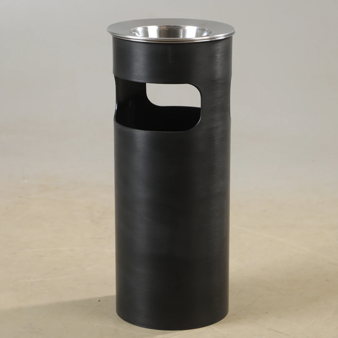 GINO COLOMBINI. Papperskorg, 4610, plast och metall, Kartell, Italien.