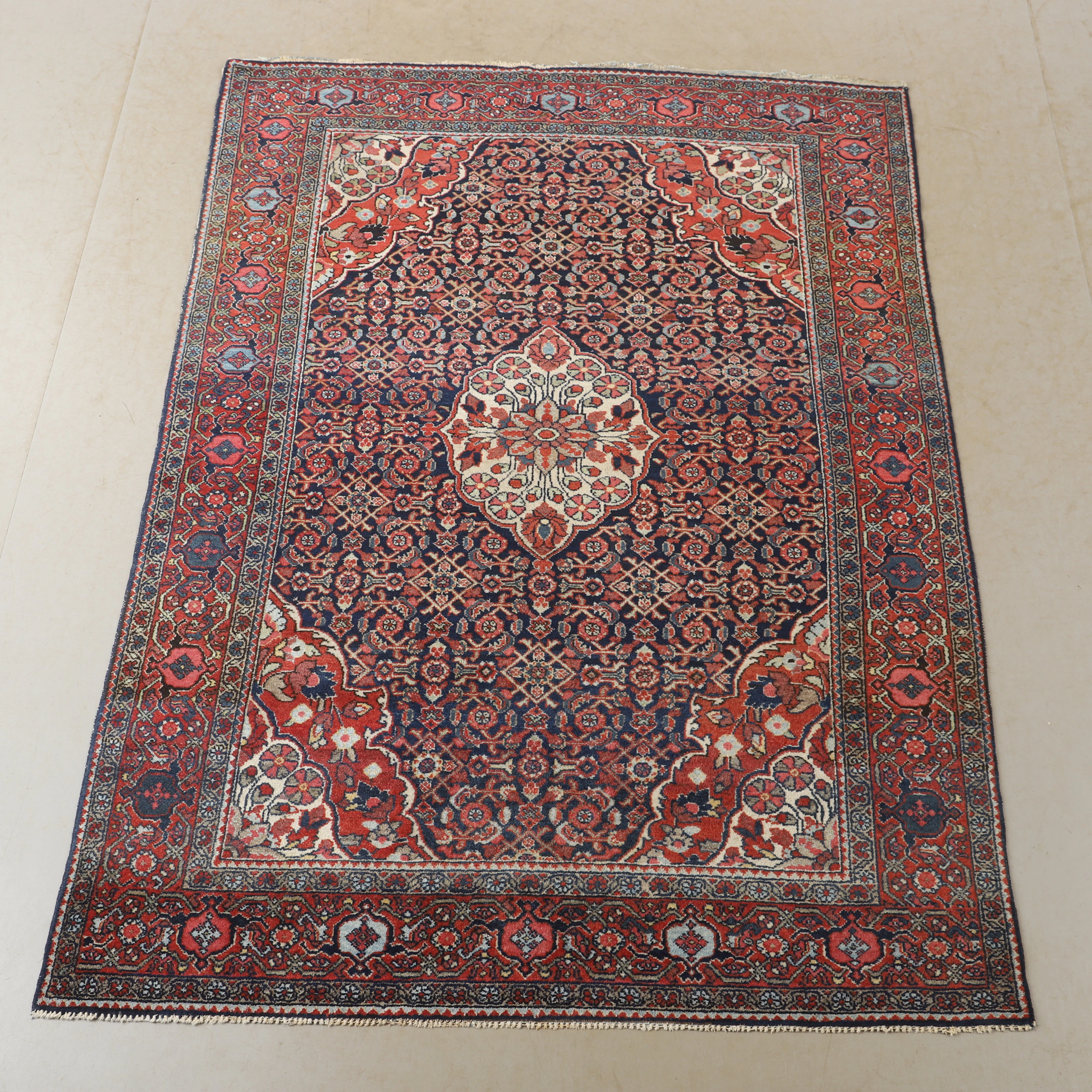 MATTA, orientalisk, 204 x 146 cm.
