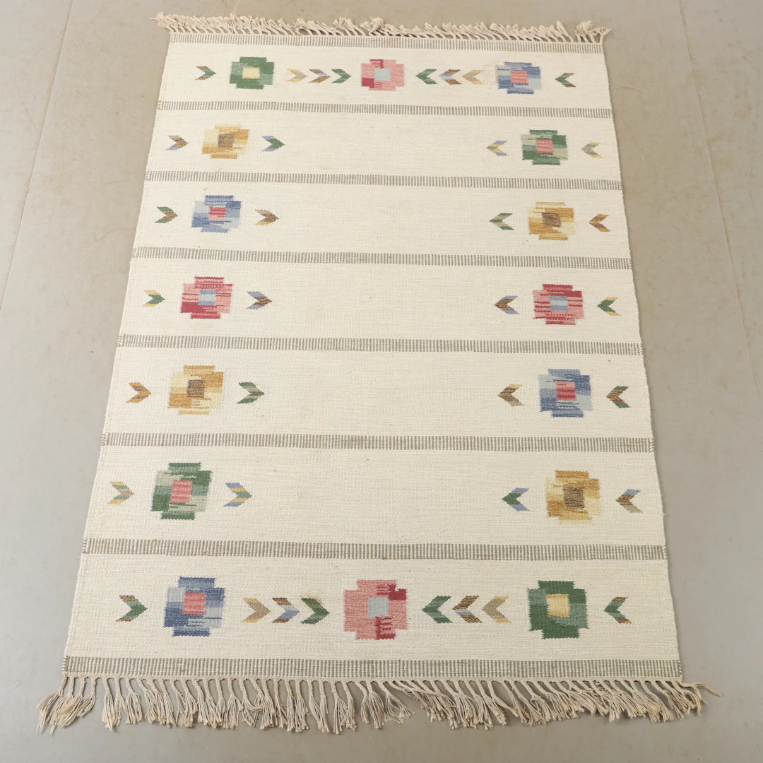 MATTA, rölakan, 200 x 139.