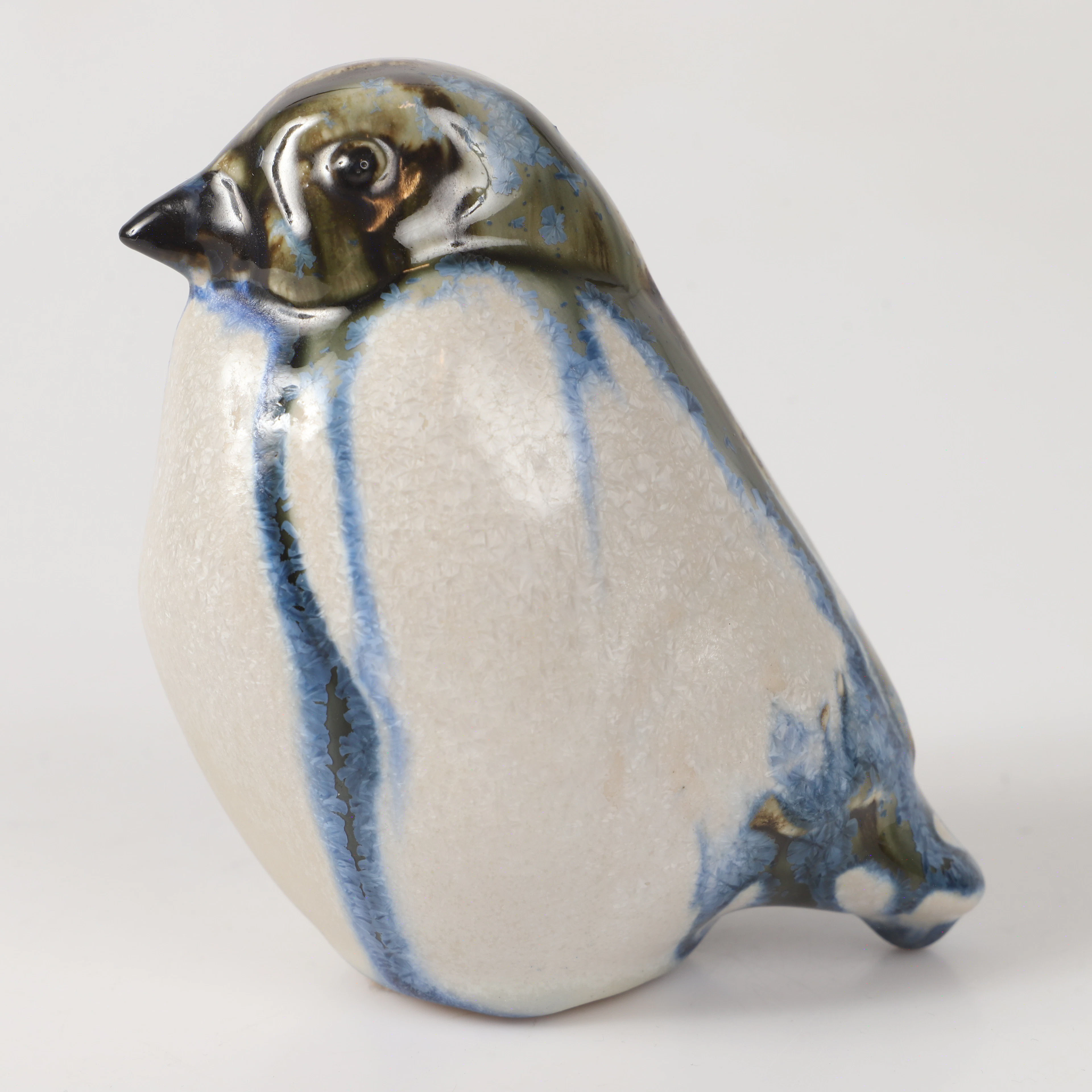 KLAS-GÖRAN KLAESSON. Figurin, fågel, glaserad keramik, Höganäs, signerad.