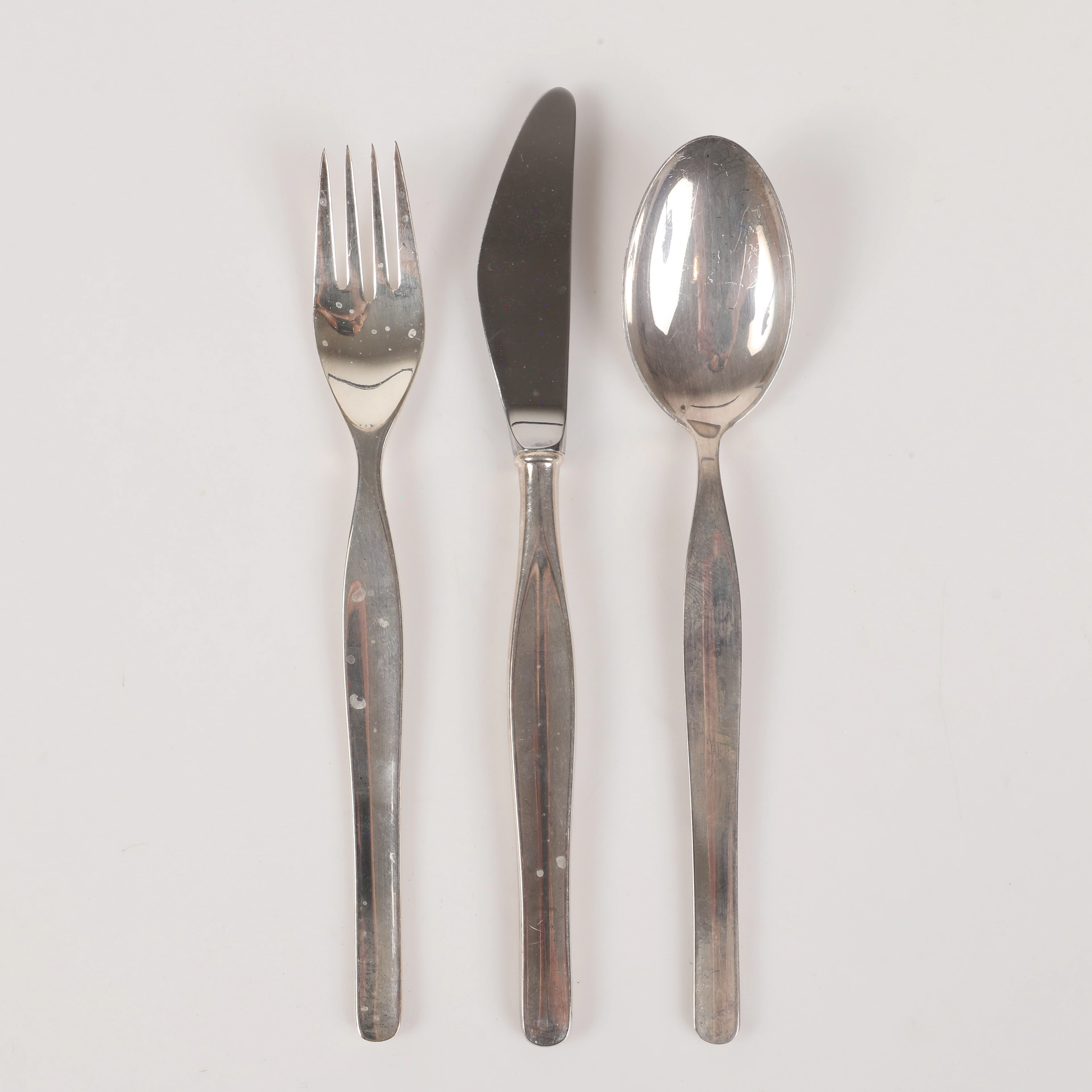 TAPIO WIRKKALA. Bestickuppsättning, 35 delar, "Tapio", nysilver, Finand.
