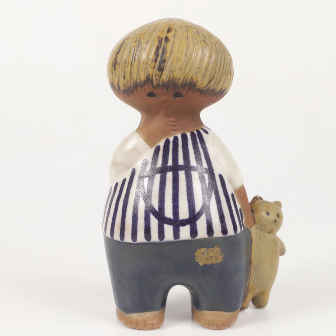 LISA LARSON. Figurin, "Malin", ur serien Larsons ungar, stengods, Gustavsberg.