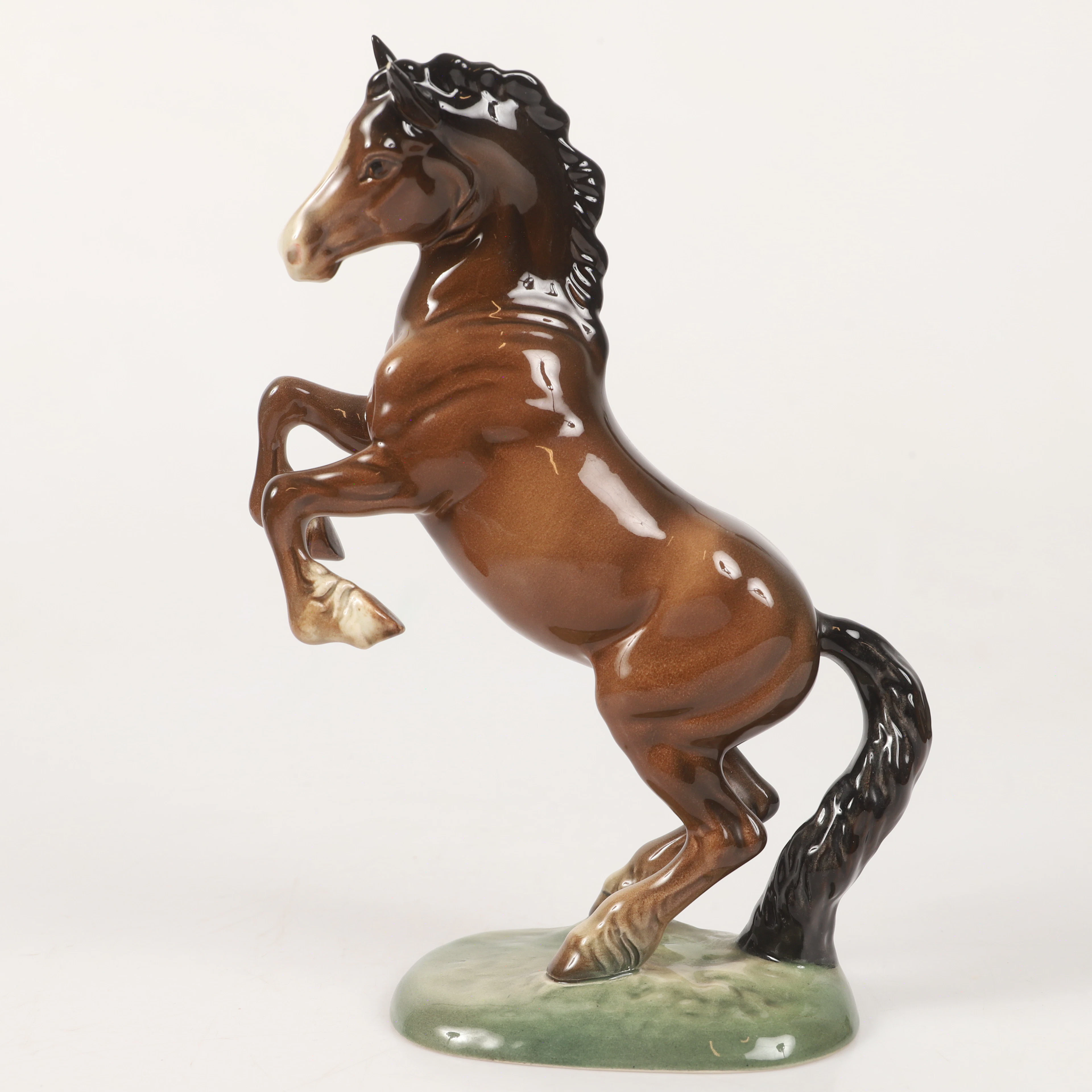 FIGURIN, häst, porslin, Beswick, England.