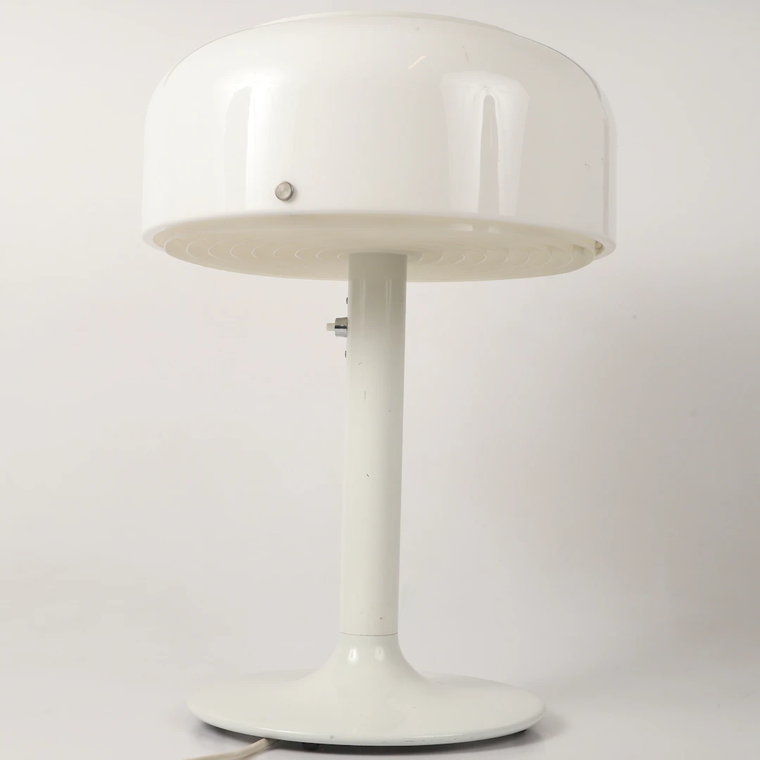 ANDERS PEHRSON. Bordslampa, "Knubbling", Ateljé Lyktan, Åhus, 1900-talets
