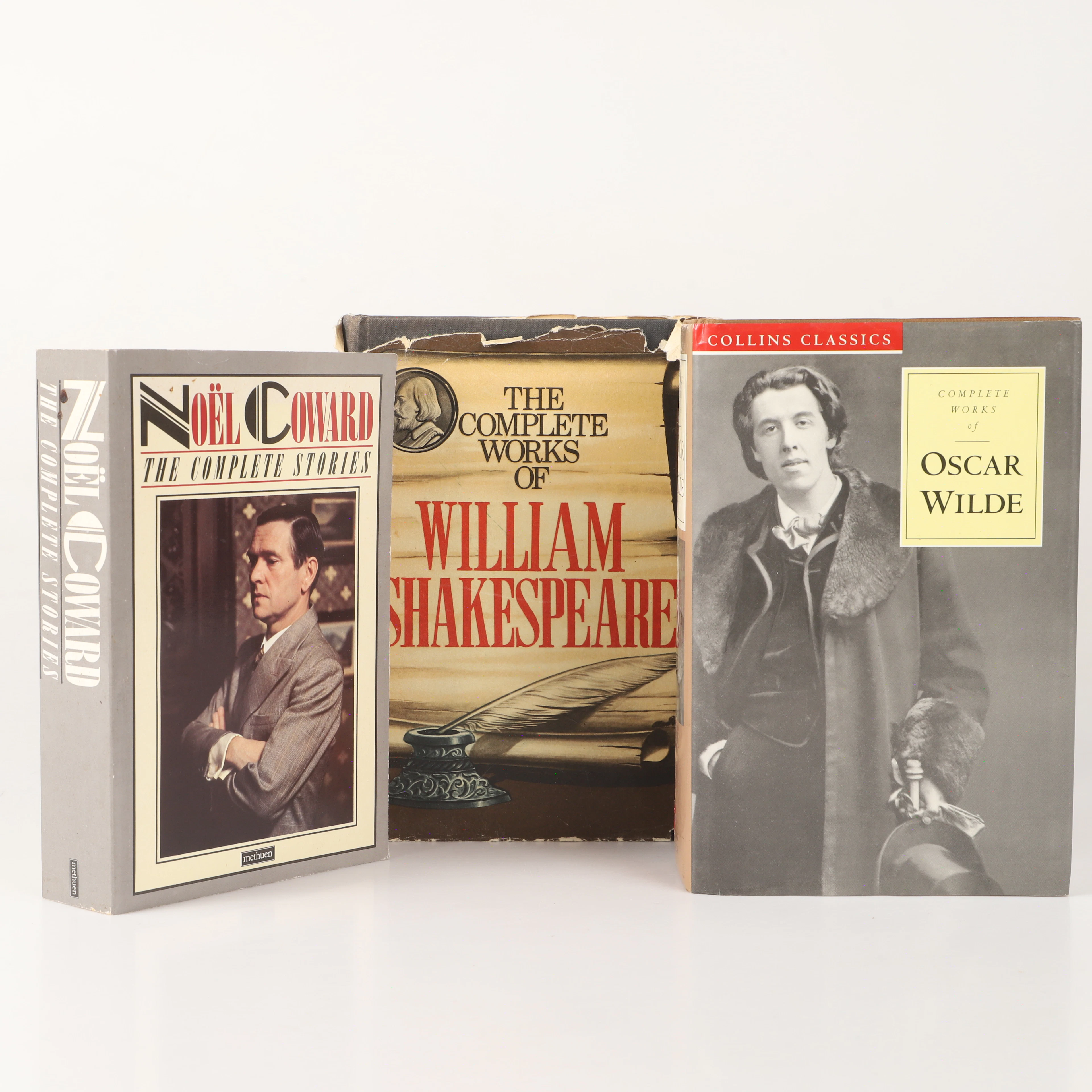 BÖCKER, 3 stycken, romansamlingar, bl. a. William Shakespear, 1974.