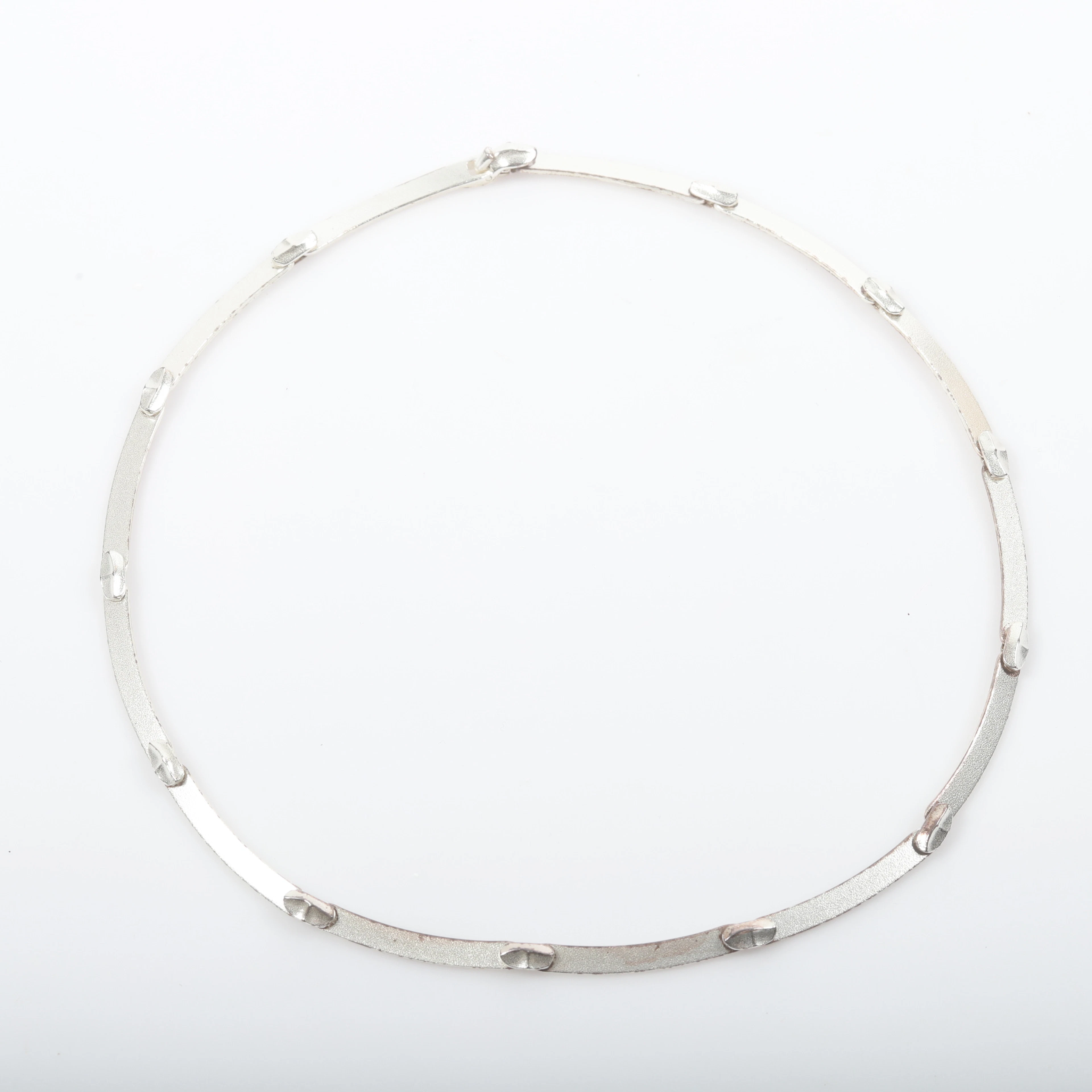 BJÖRN WECKSTRÖM. Collier, "Labyrinth", sterlingsilver, Lapponia, Finland, 1991.