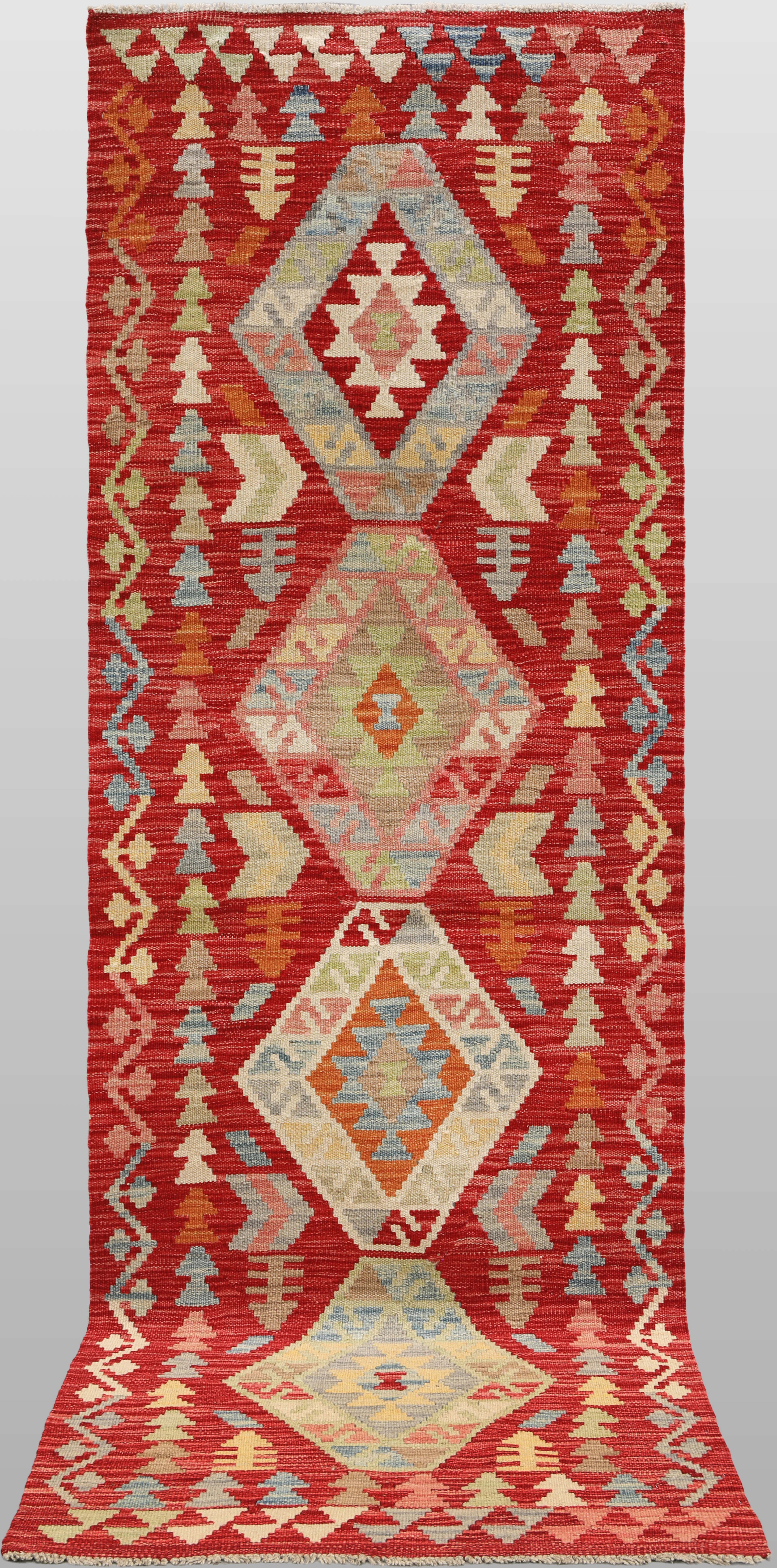 MATTA, "Kelim", galleri, 235 x 75cm.