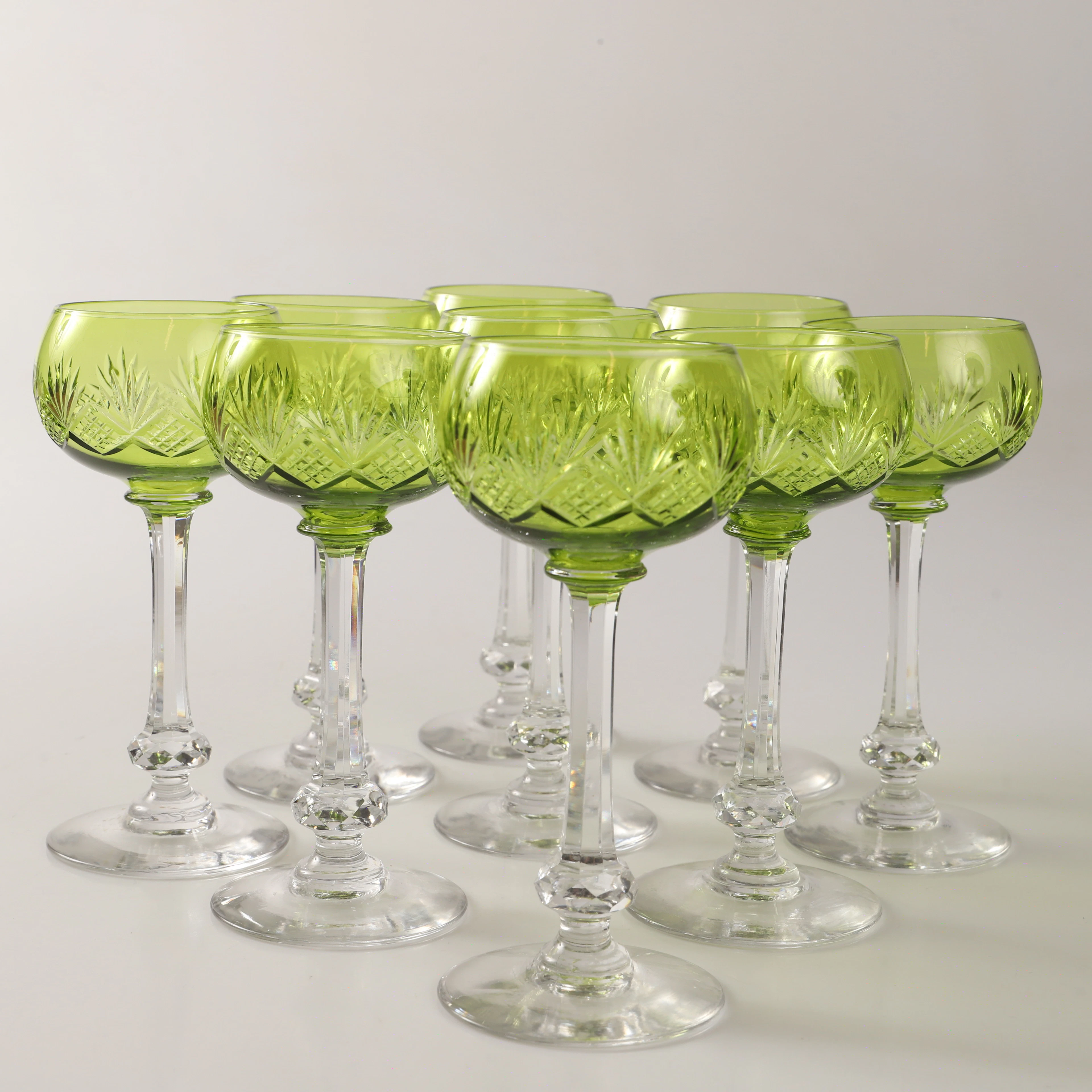 VINGLAS, 9 stycken, böhmisk kristall, 1900-tal.