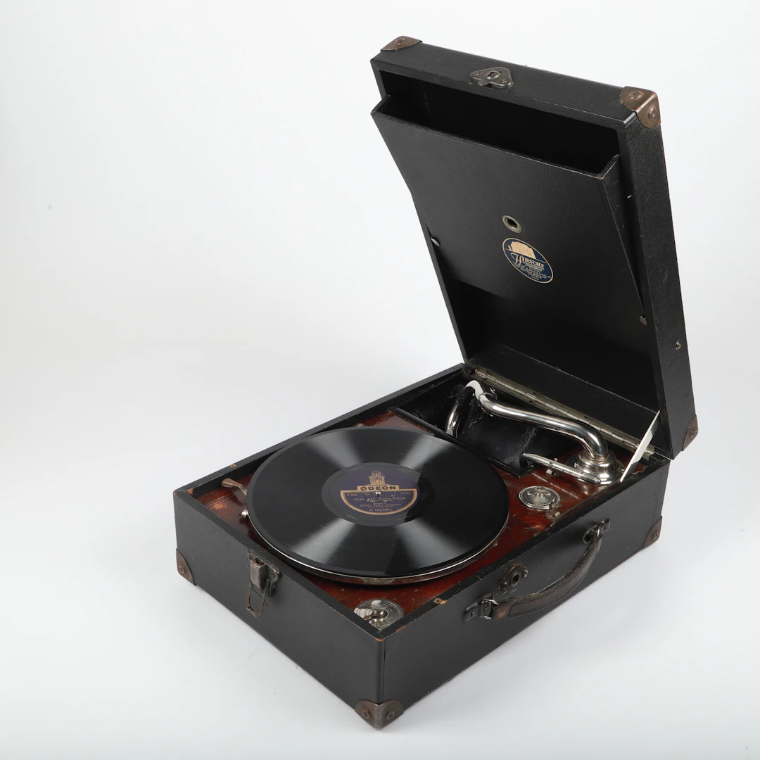 RESEGRAMMOFON SAMT STENKAKOR, Hirschs.