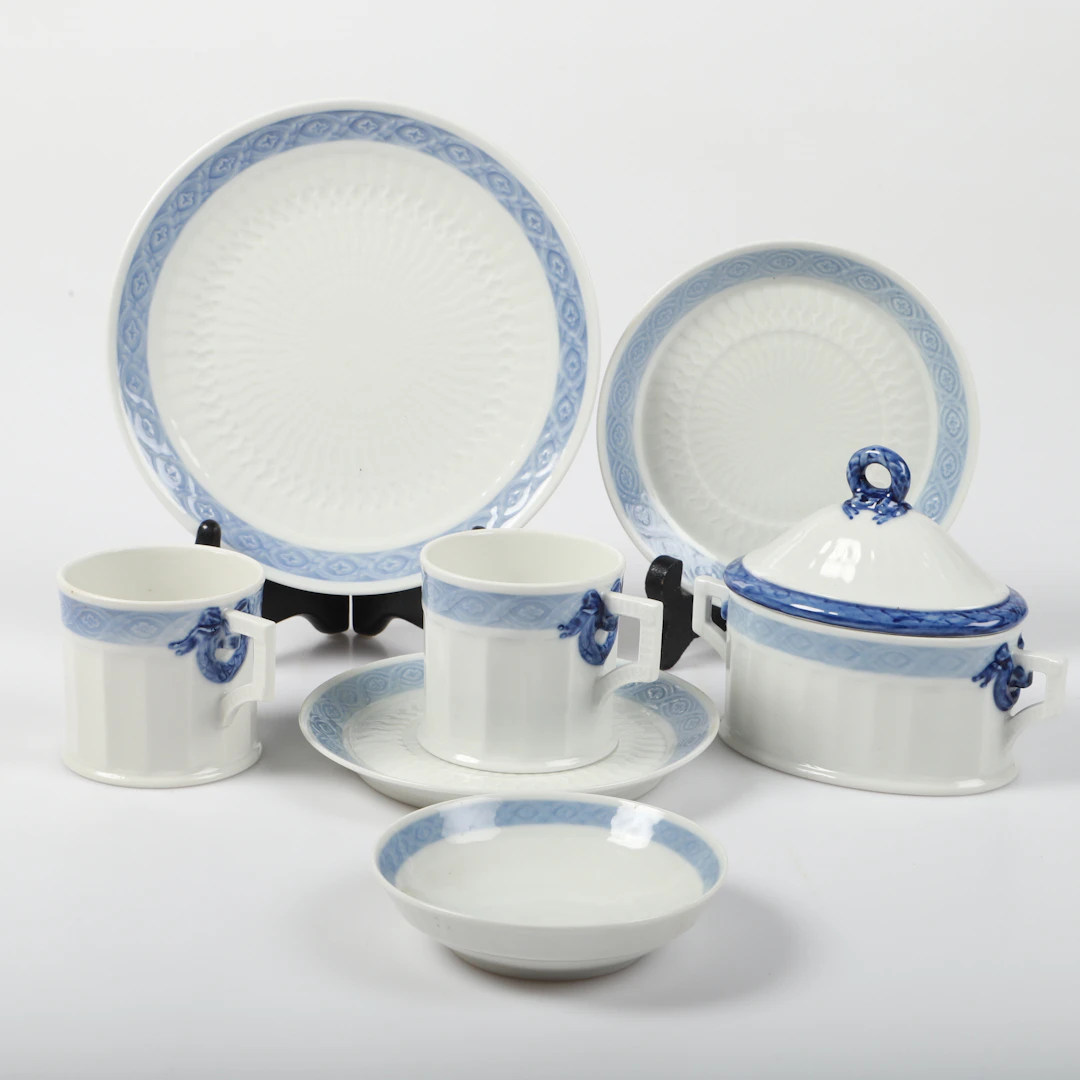ARNOLD KROGH. Kaffeservis, 29 delar, "Vifte", porslin, Royal Copenhagen