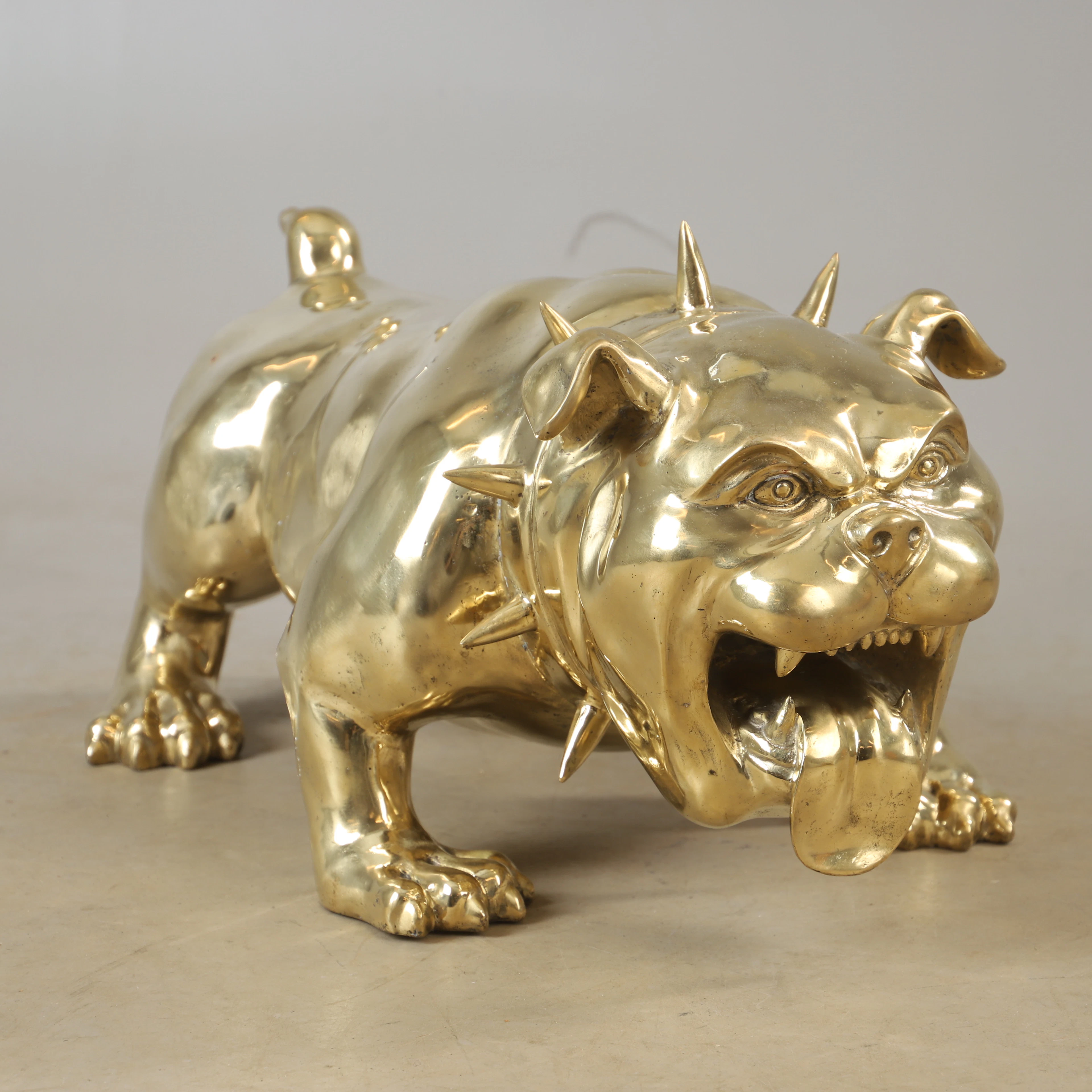 SKULPTUR, Bulldog, förgylld brons, Art People Gallery Sweden.