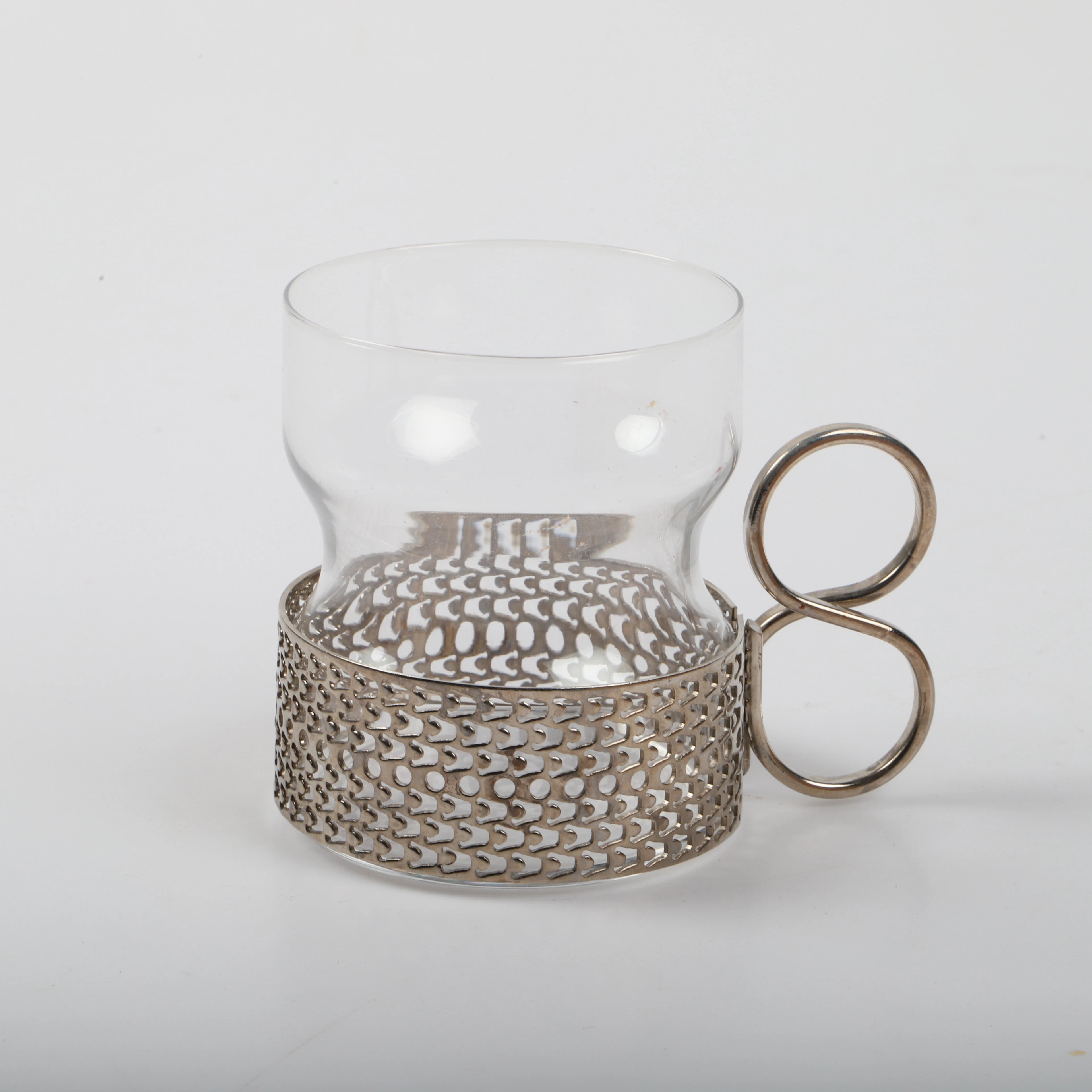 TIMO SARPANEVA. Glas med hållare, 15 stycken, "Tsaikka", glas/metall