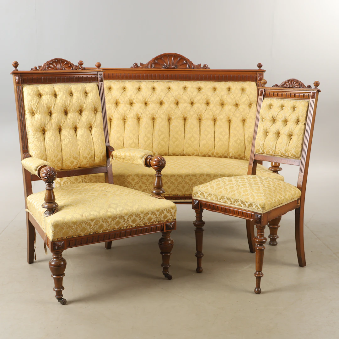 SITTGRUPP, 3 delar, mahogny, nyrenässans.