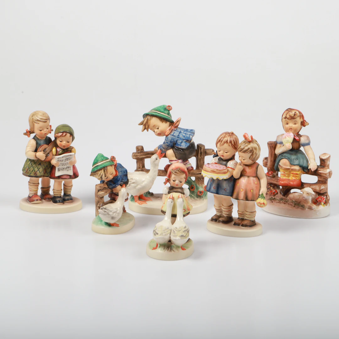 FIGURINER,6 stycken, porslin, mestadels Goebel/Hummel, Tyskland, 1900-tal.