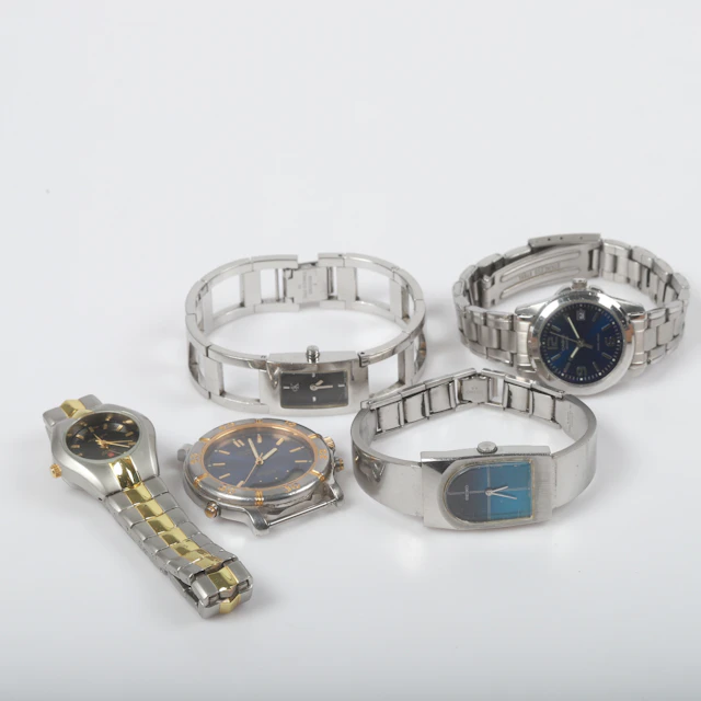 ARMBANDSUR, 5 stycken, Seiko, Casio m. fl. stål.