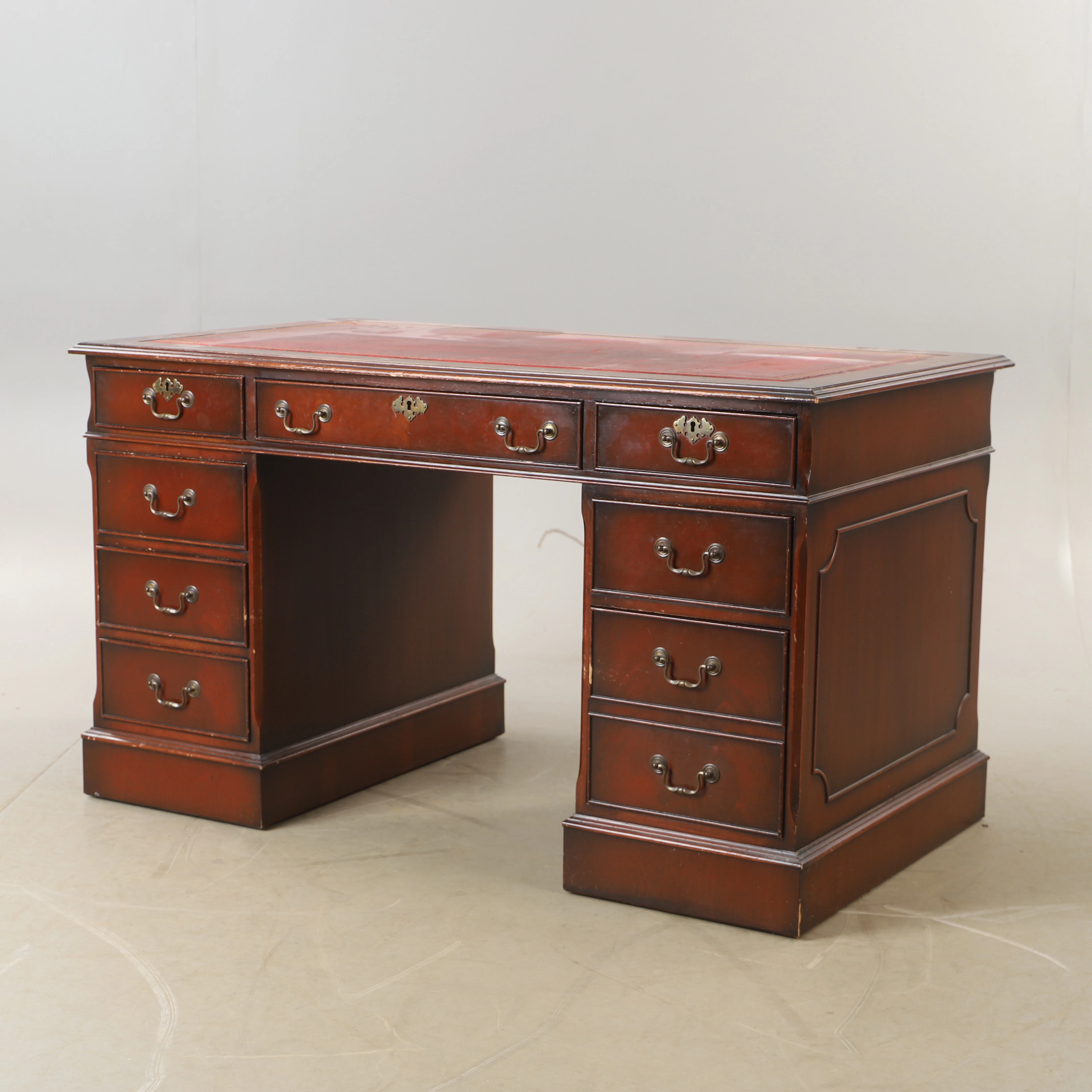 SKRIVBORD, mahogny, engelsk stil.