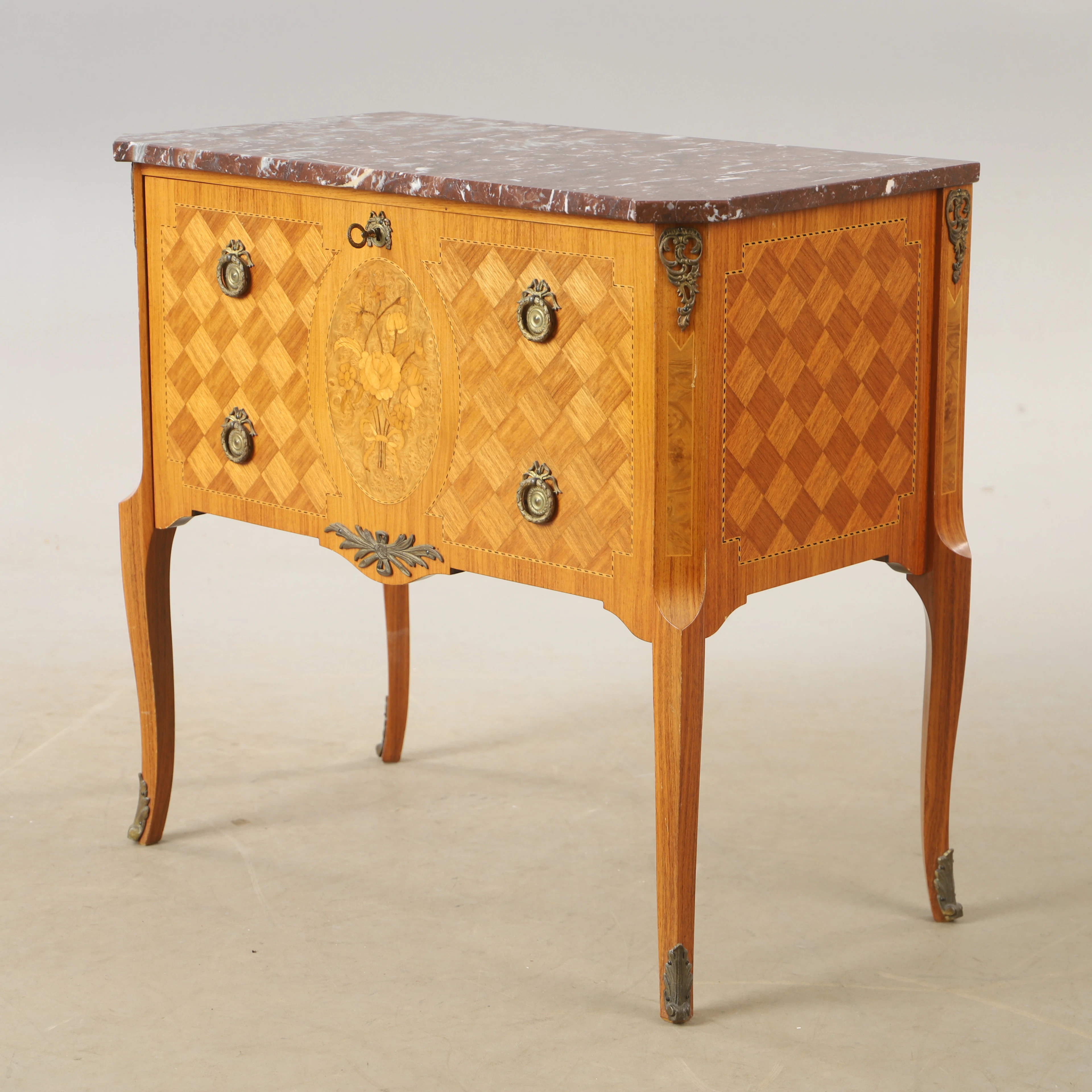 BYRÅ, schatull, 2-lådig, intarsia, bronser och stenskiva, gustaviansk stil.