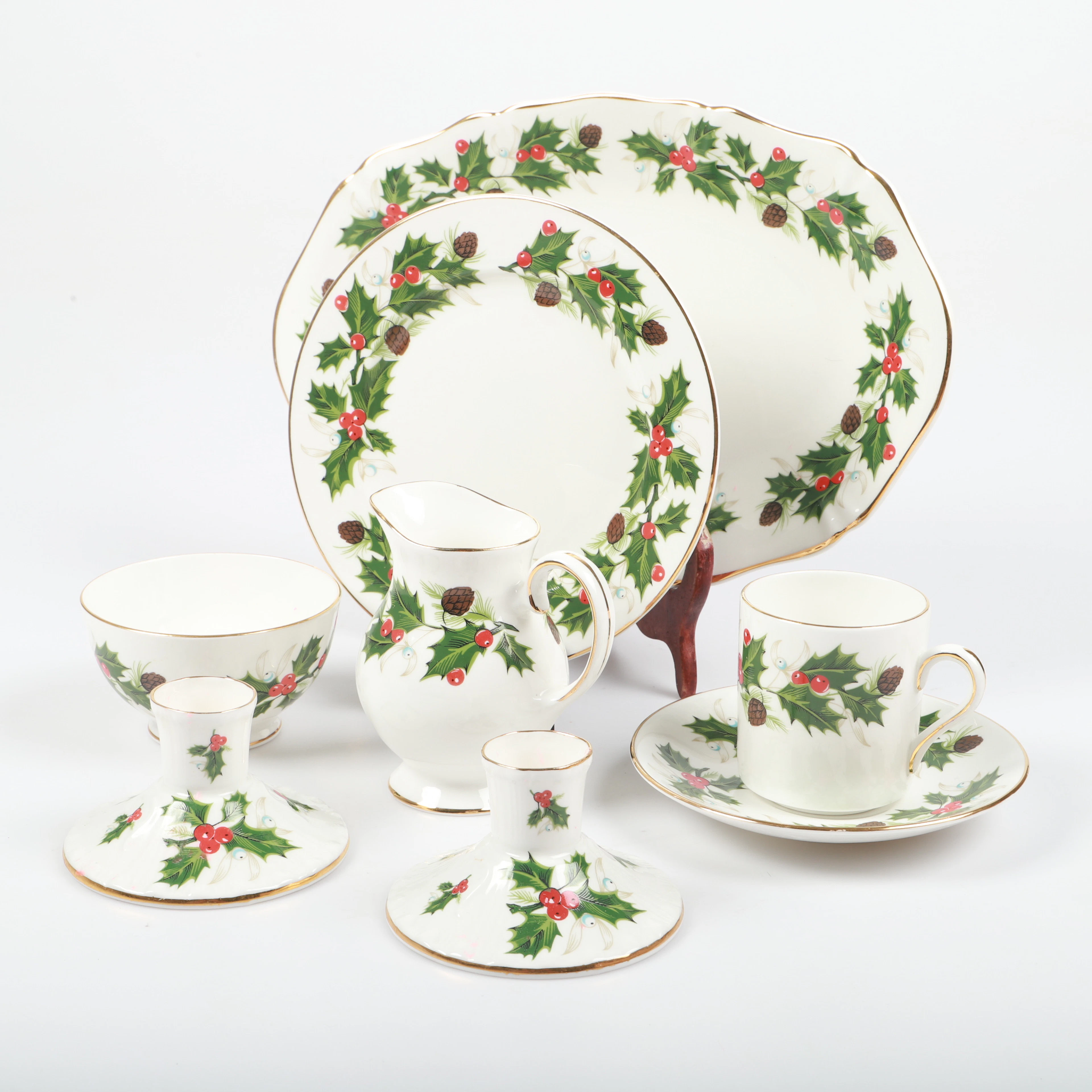 SERVIS, 39 delar, "Noel", porslin, Royal Grafton, England.