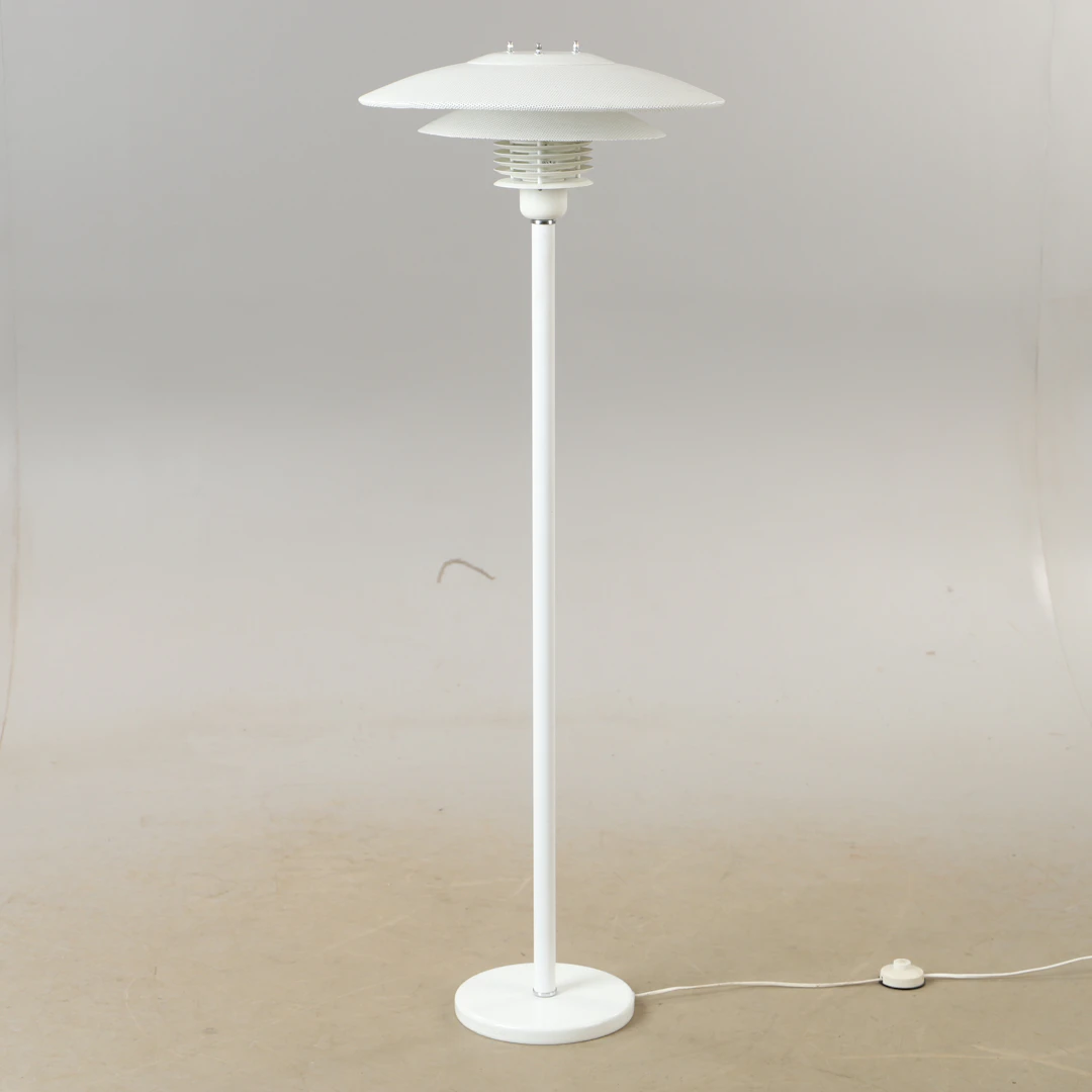 GOLVLAMPA, metall, Belid, 1900-talets andra hälft.