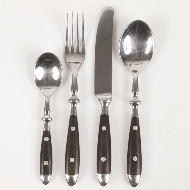 BESTICKUPPSÄTTNING, 41 delar, rostfritt stål med svart handtag, 1900-talets