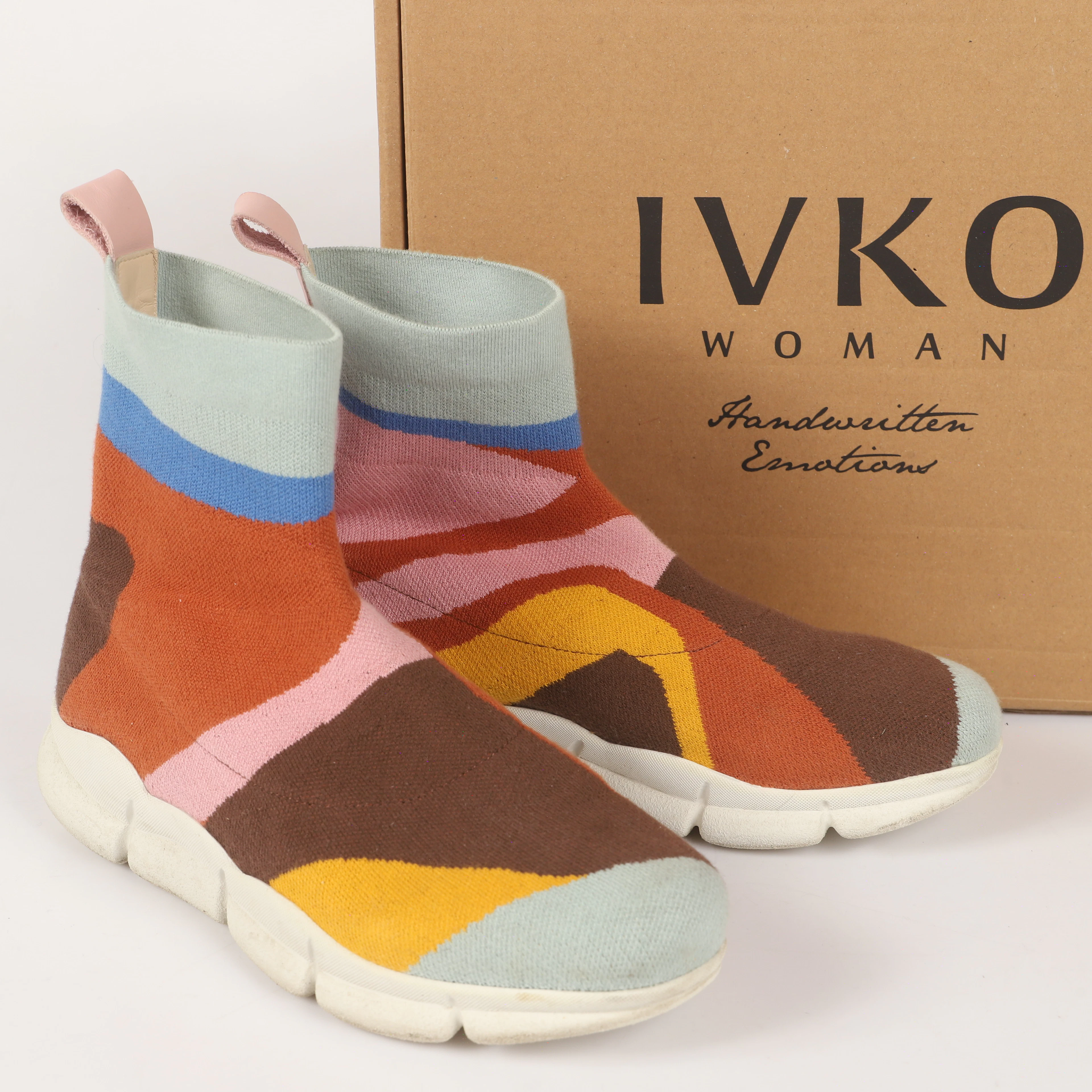 SKOR, mönstrade, textil med skinndetaljer, Ivko Woman.